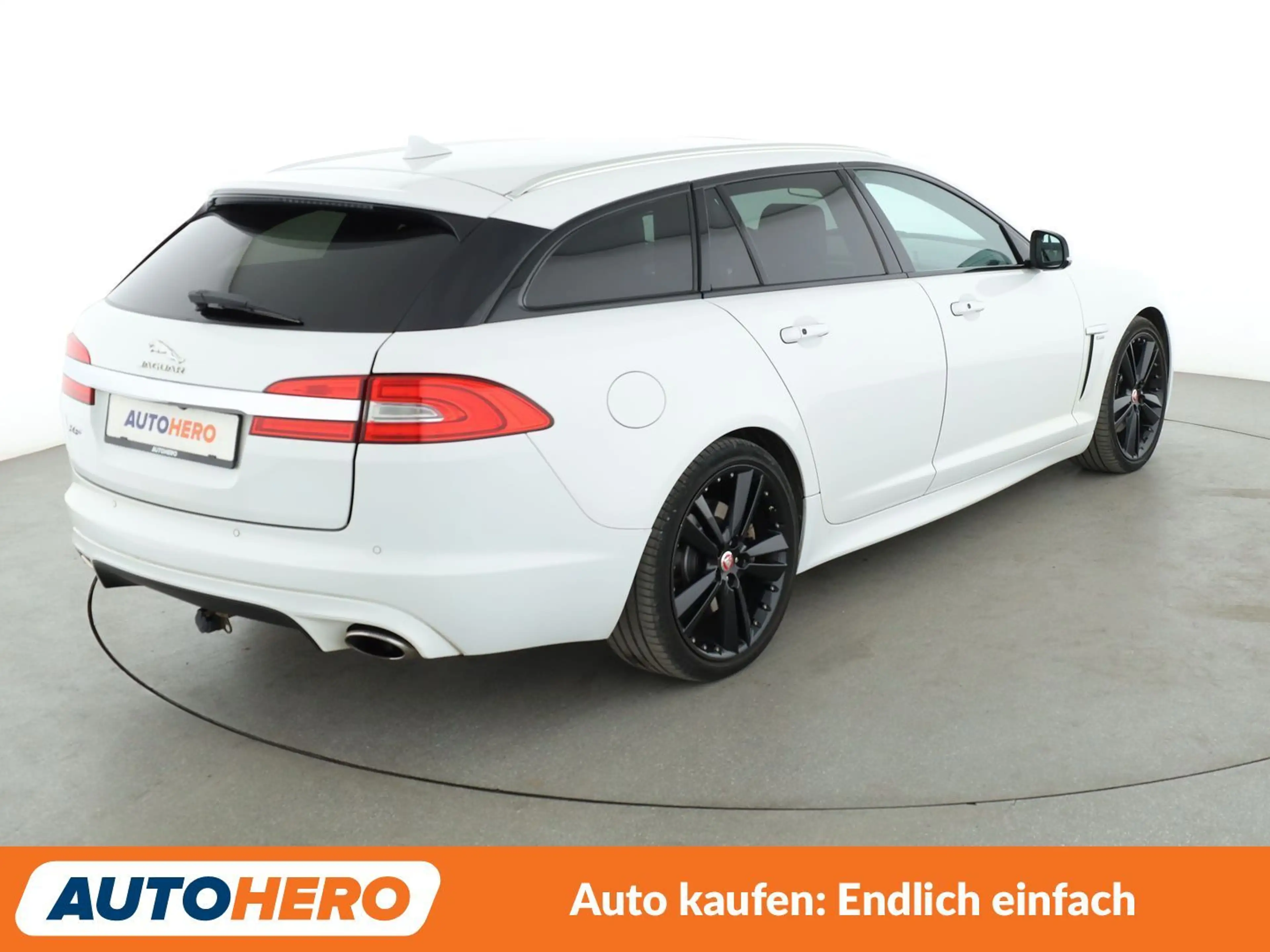 Jaguar XF 3.0 D V6 Aut.*NAVI*BI-XENON*ACC*CAM*PDC*SHZ* — photo 6