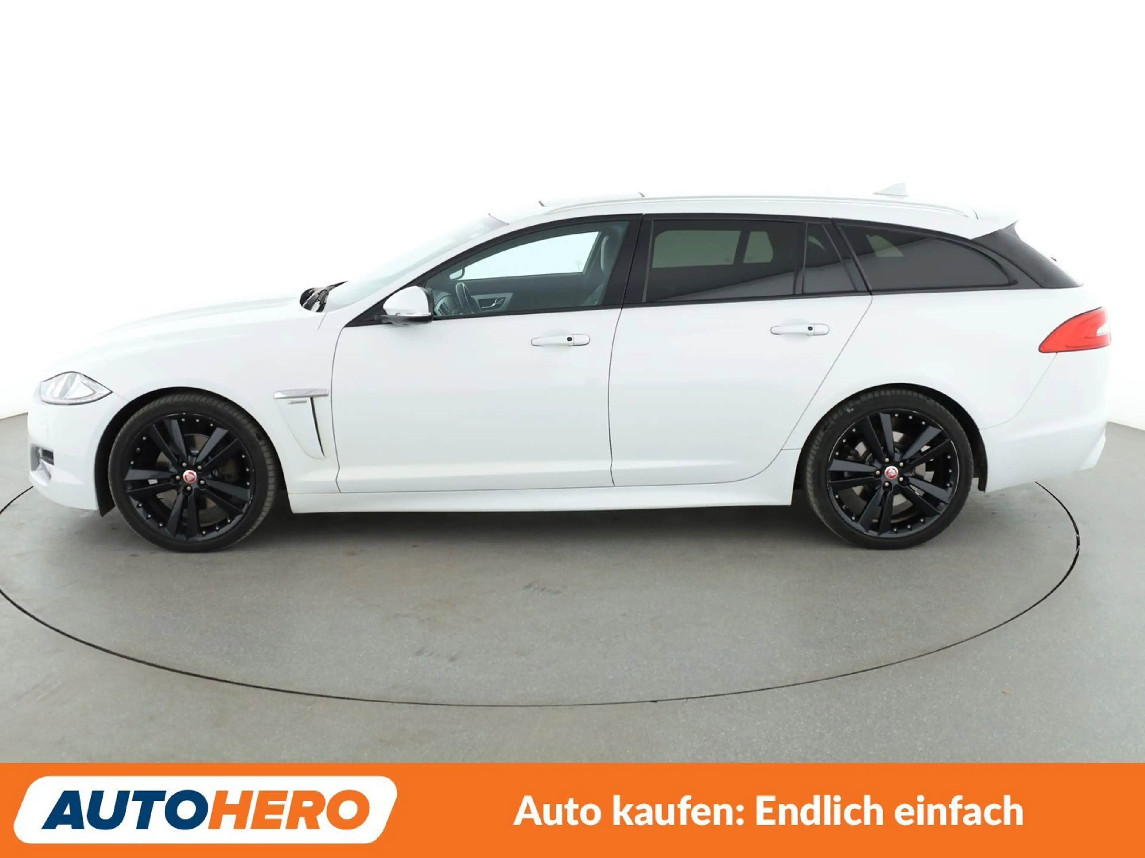 Jaguar XF 3.0 D V6 Aut.*NAVI*BI-XENON*ACC*CAM*PDC*SHZ* — photo 3