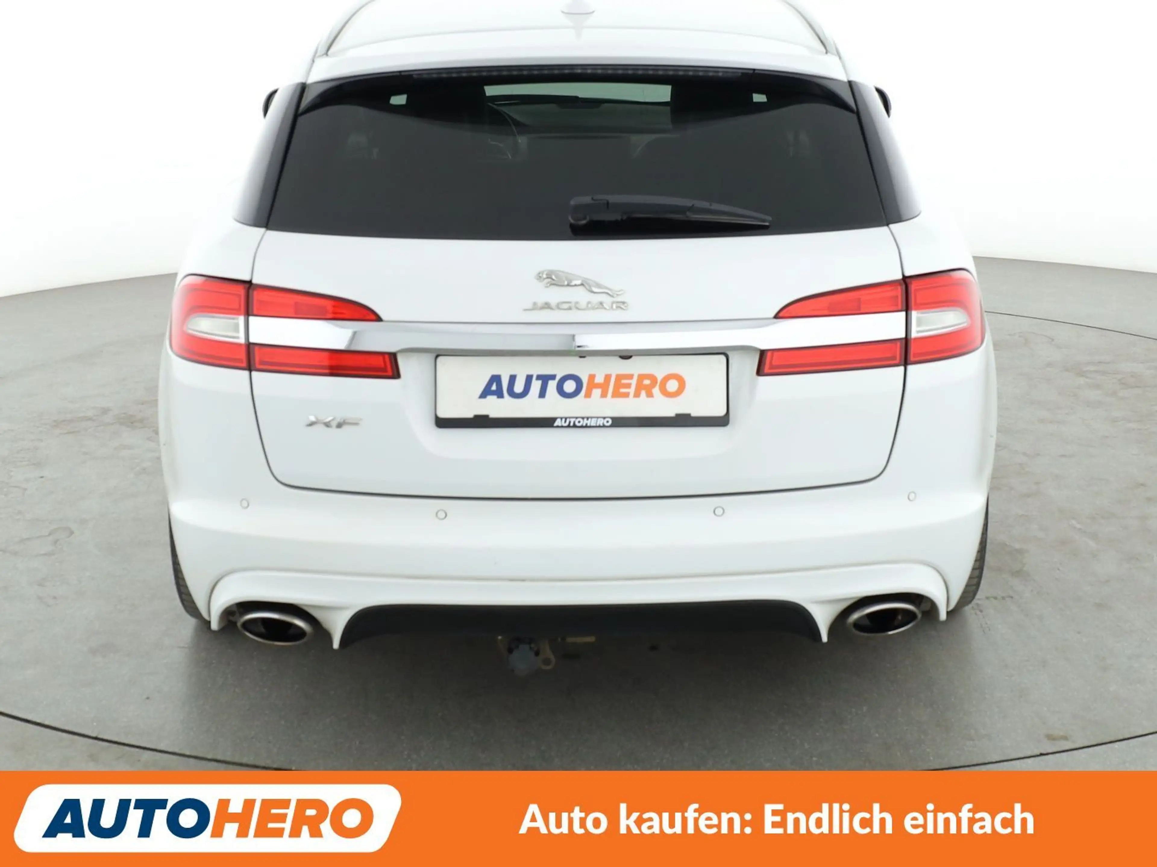 Jaguar XF 3.0 D V6 Aut.*NAVI*BI-XENON*ACC*CAM*PDC*SHZ* — photo 5