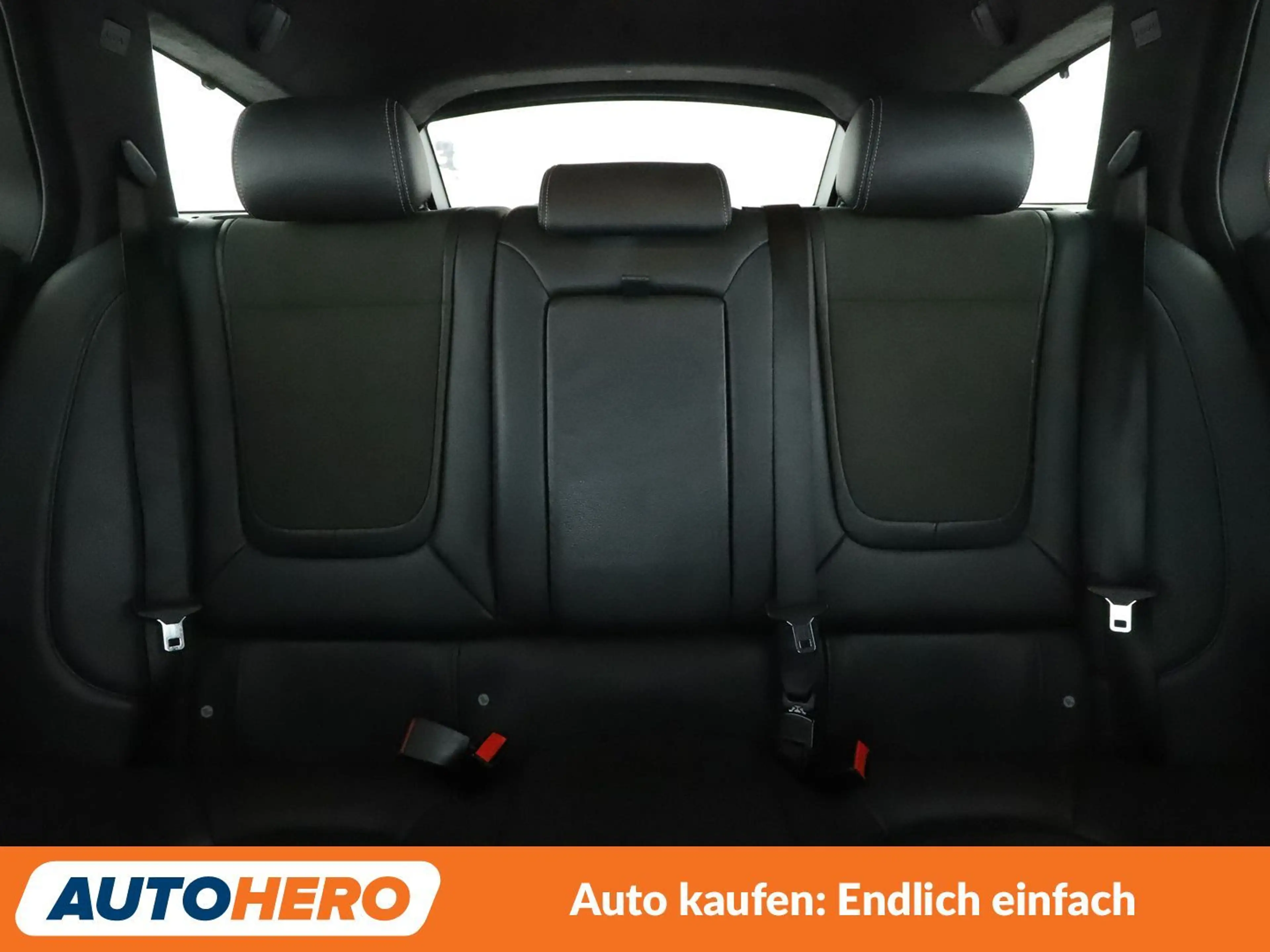 Jaguar XF 3.0 D V6 Aut.*NAVI*BI-XENON*ACC*CAM*PDC*SHZ* — photo 15