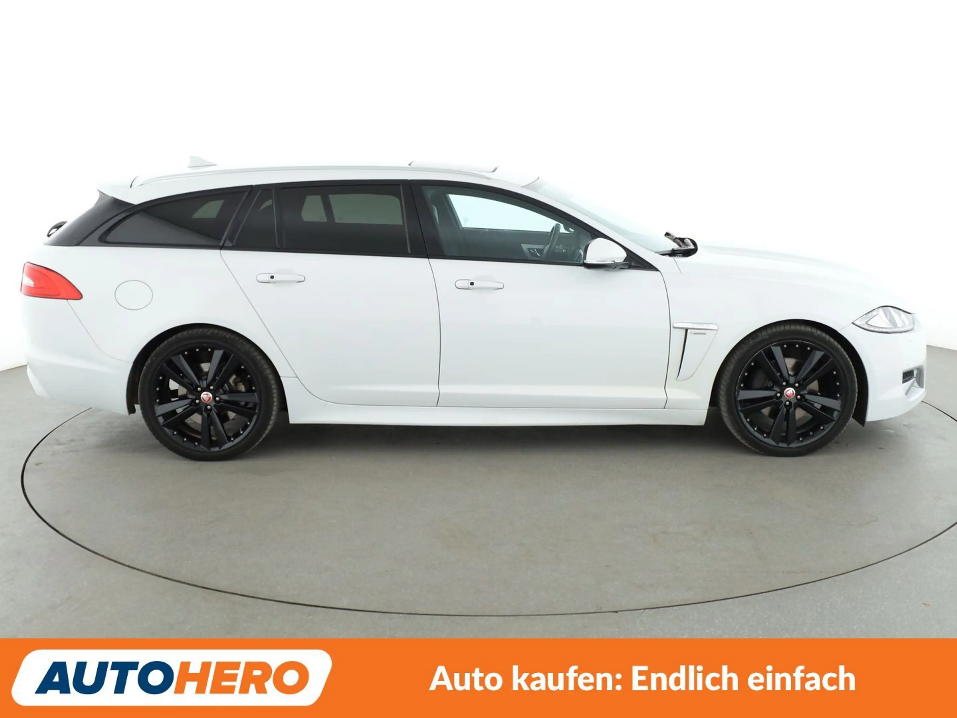 Jaguar XF 3.0 D V6 Aut.*NAVI*BI-XENON*ACC*CAM*PDC*SHZ* — photo 7