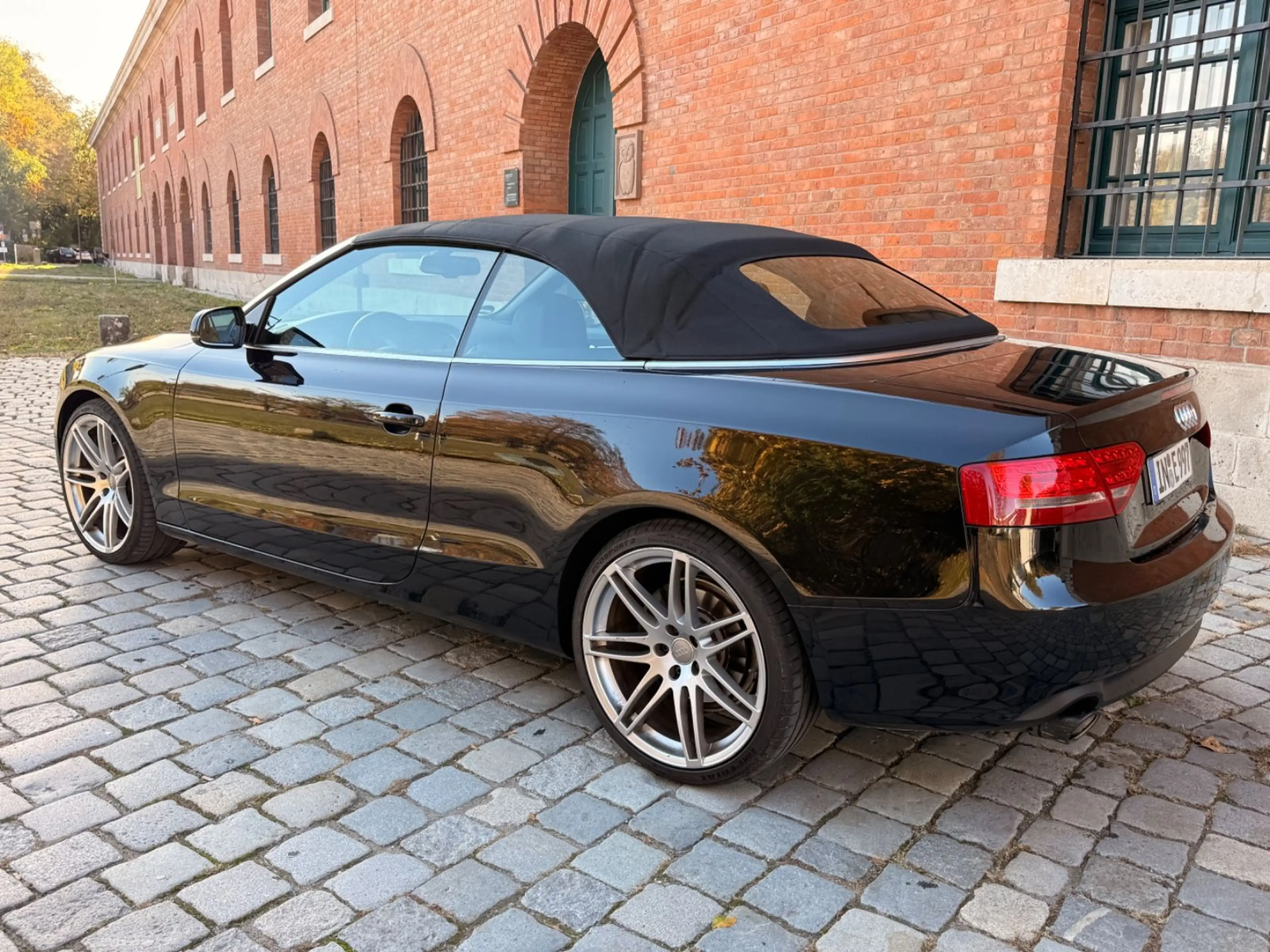 Audi A5 Cabriolet 3.0TDI S-Line quattro exclusive B&O — photo 10