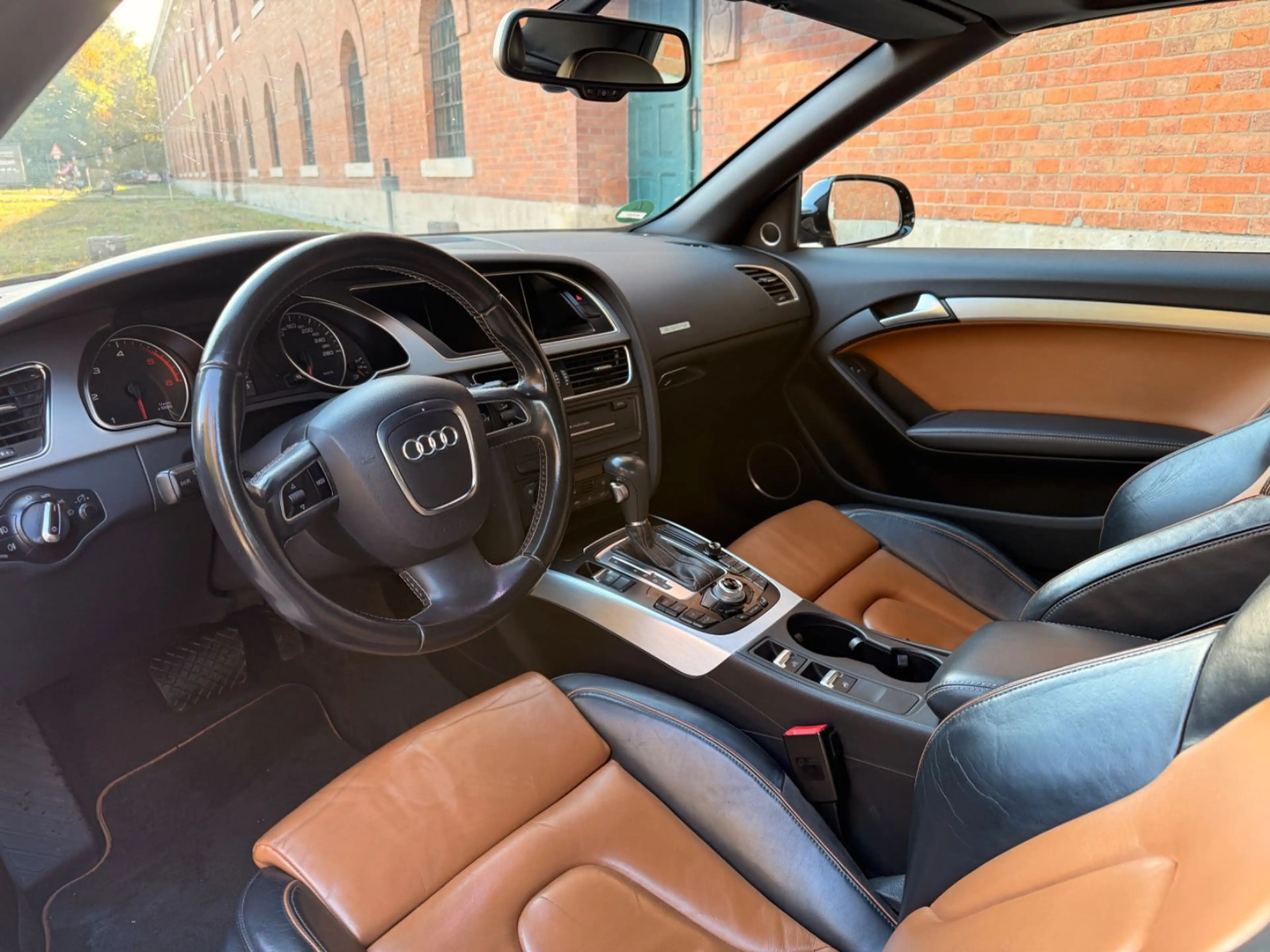 Audi A5 Cabriolet 3.0TDI S-Line quattro exclusive B&O — photo 11