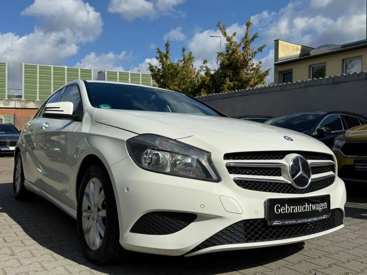 Mercedes-Benz A 200