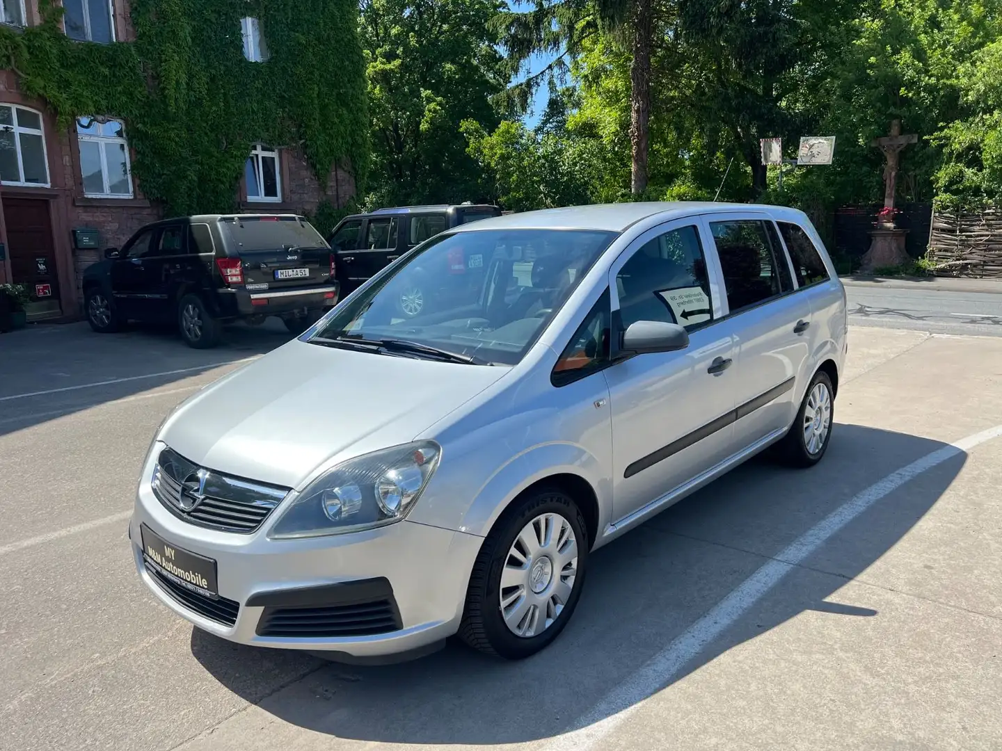 Opel Zafira B 1.6/7 Sitzer/Klima/Tüv 2027 Argent - 1
