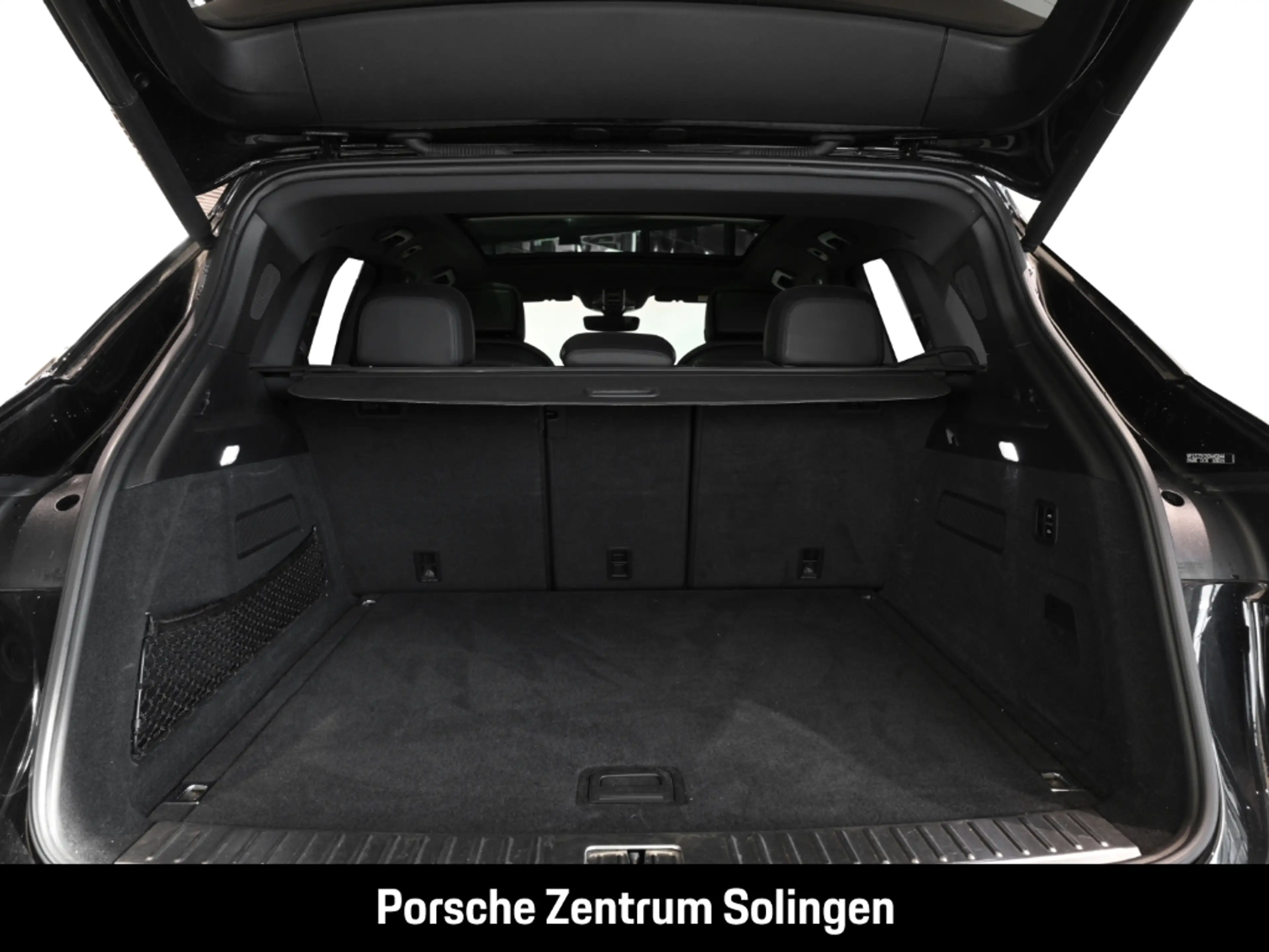 Porsche Cayenne E-Hybrid Matrix Bose Luftfederung SoftClose Panora — photo 10