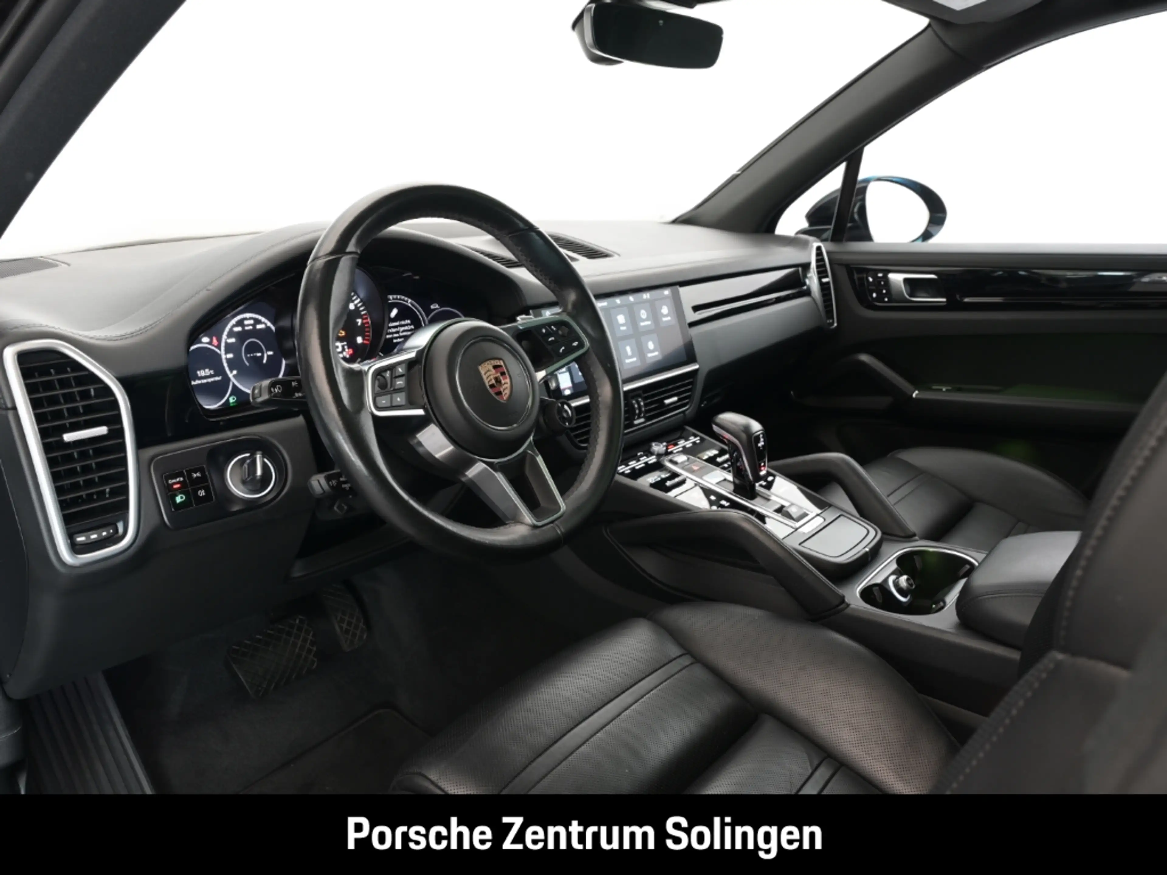 Porsche Cayenne E-Hybrid Matrix Bose Luftfederung SoftClose Panora — photo 11