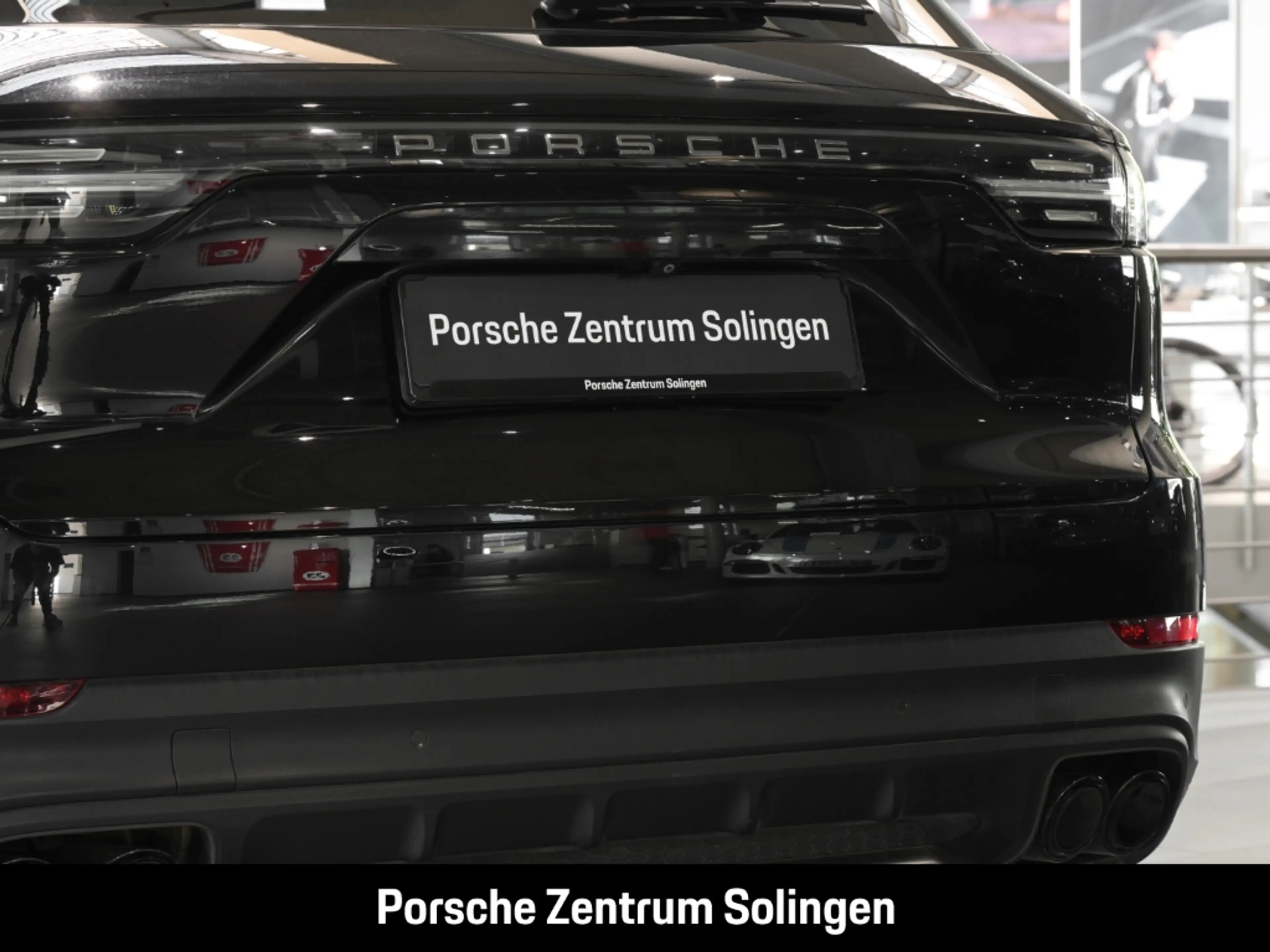 Porsche Cayenne E-Hybrid Matrix Bose Luftfederung SoftClose Panora — photo 8