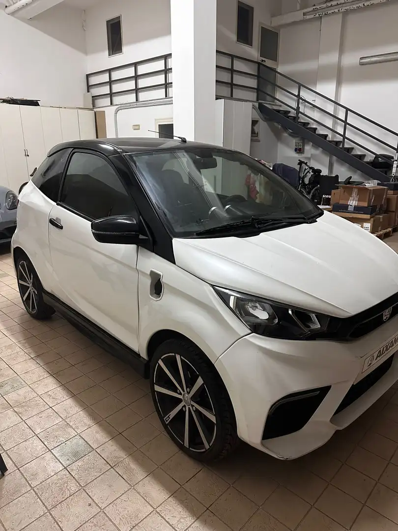 Aixam GTI eCoupé GTI - ciclomotore elettrico Weiß - 2