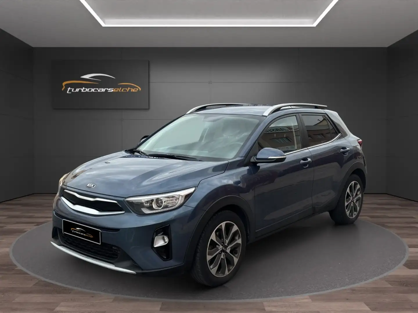 Kia Stonic 1.6CRDi VGT Eco-Dynamic Drive 115 Gris - 1