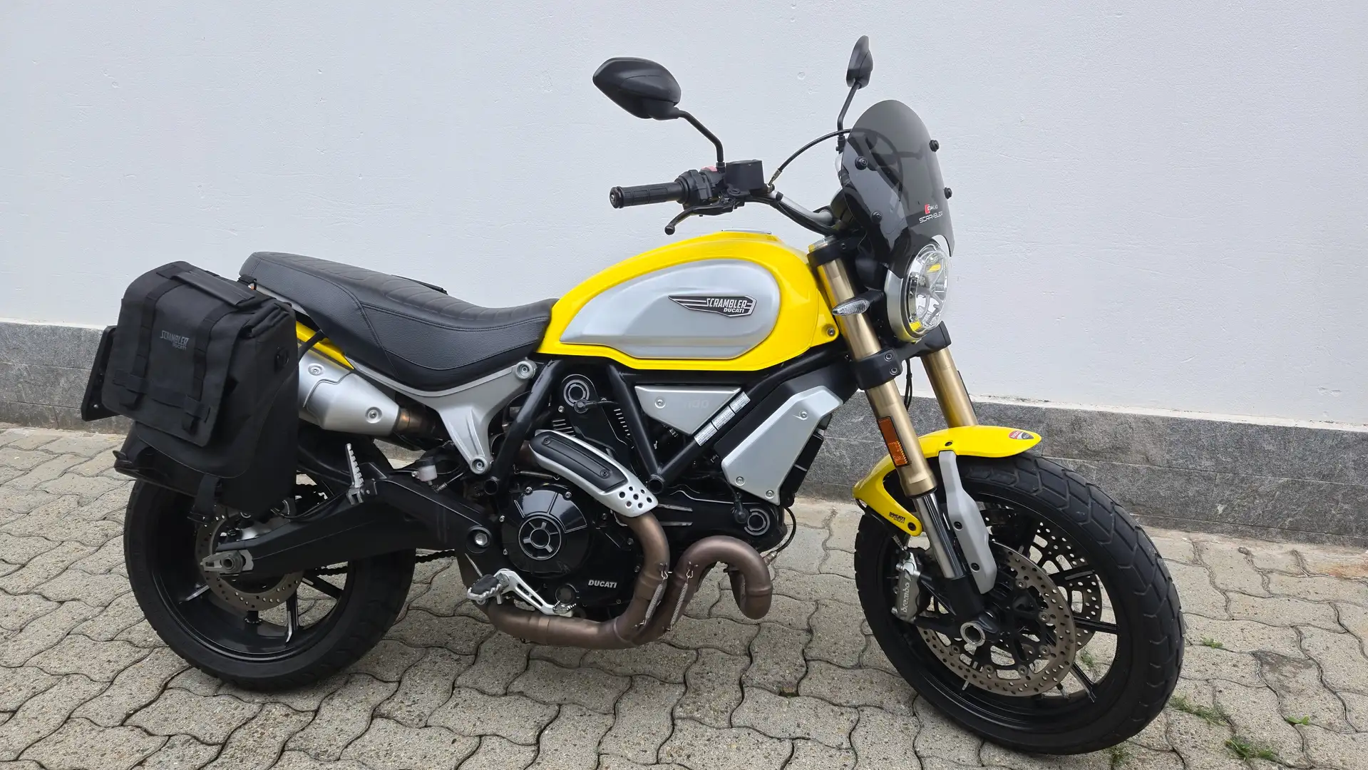 Ducati Scrambler 1100 ABS Giallo - 1
