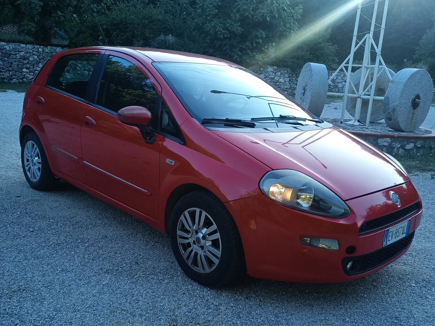 Fiat Punto Punto III 2012 5p 1.3 mjt II 16v Lounge eco s Rosso - 1