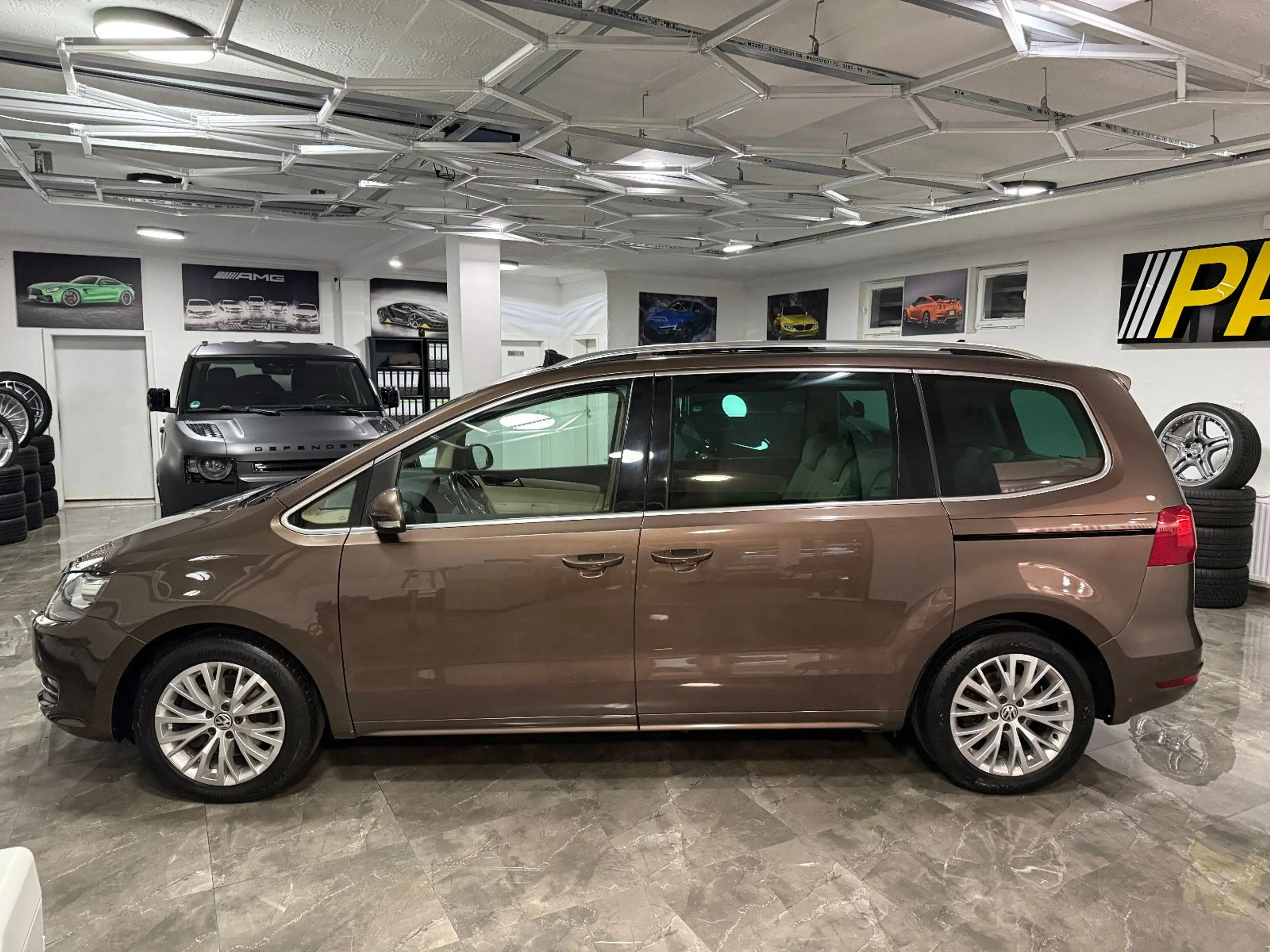 Volkswagen Sharan 2.0 TDI Highline 7-Sitzer DSG Xenon Pano — photo 2