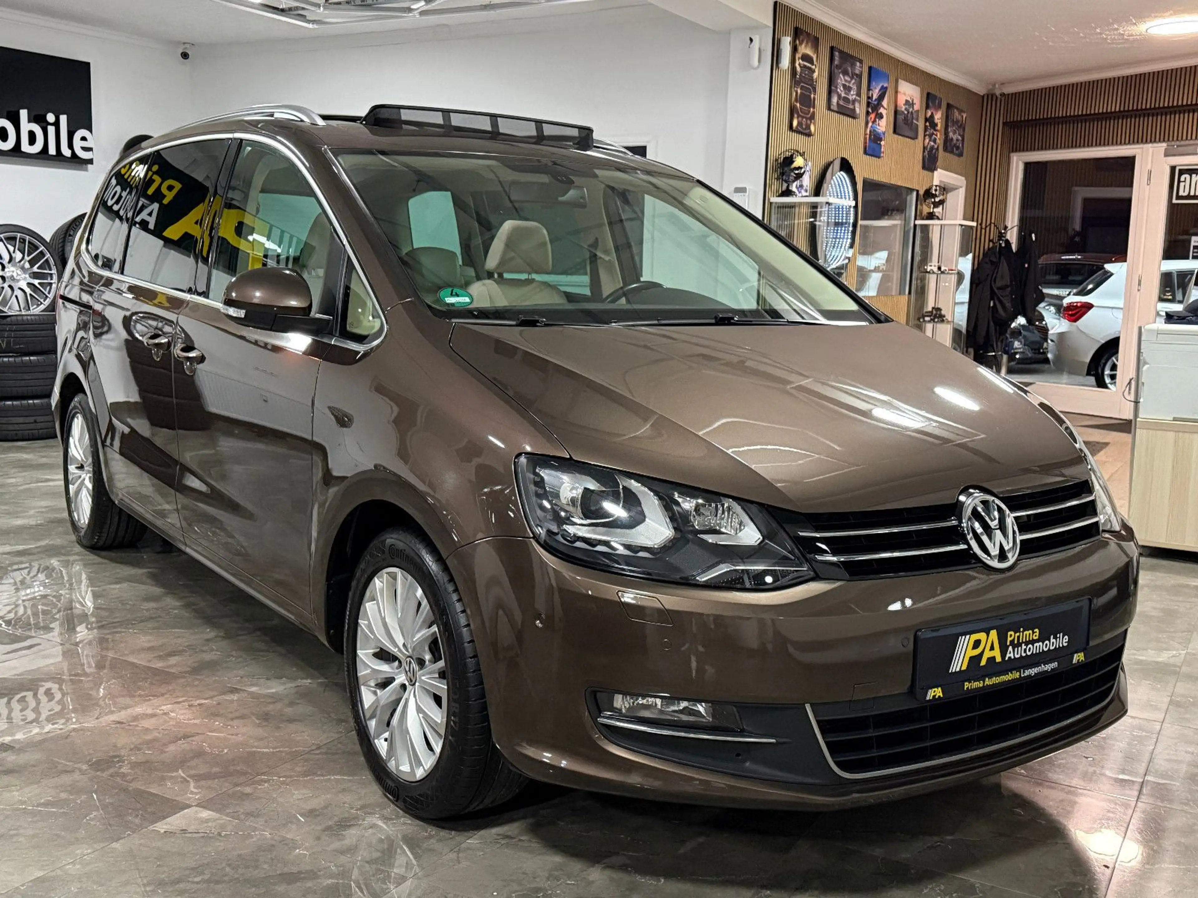 Volkswagen Sharan 2.0 TDI Highline 7-Sitzer DSG Xenon Pano — photo 8
