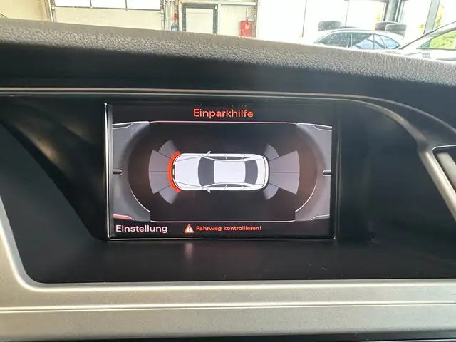 Audi S4 view 15