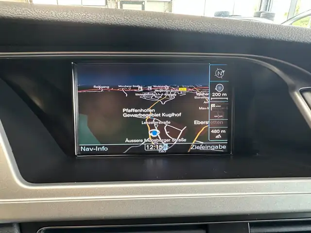 Audi S4 view 14