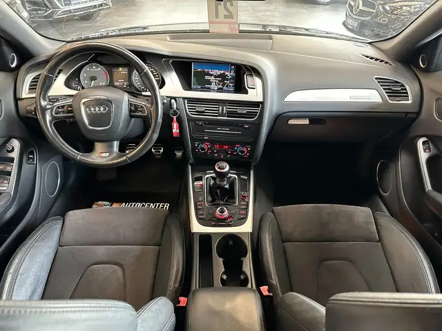 Audi S4 view 7