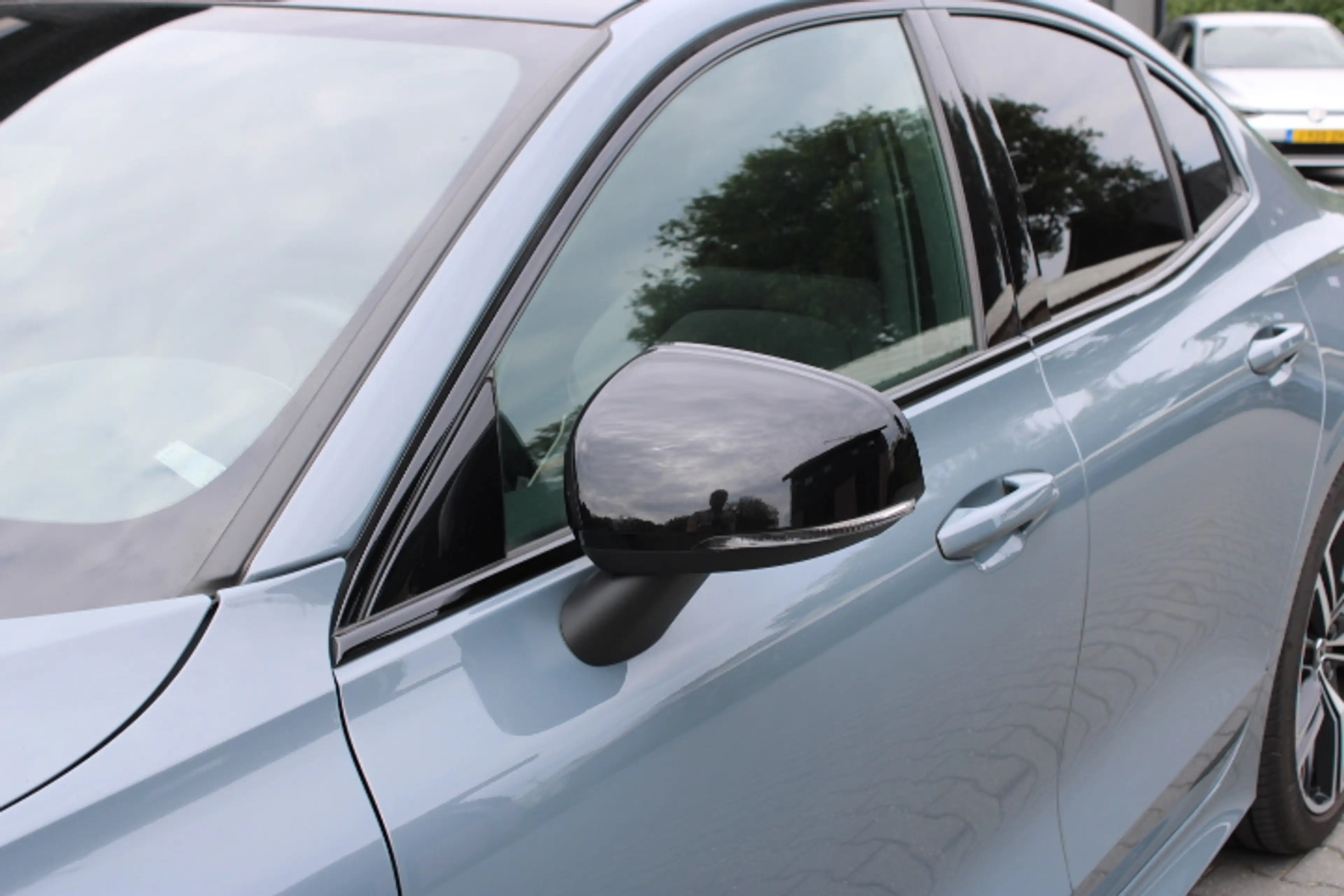 Volvo S60 2.0 B3 R-Design - Panoramadak - 19 Inch - Harman K — photo 9