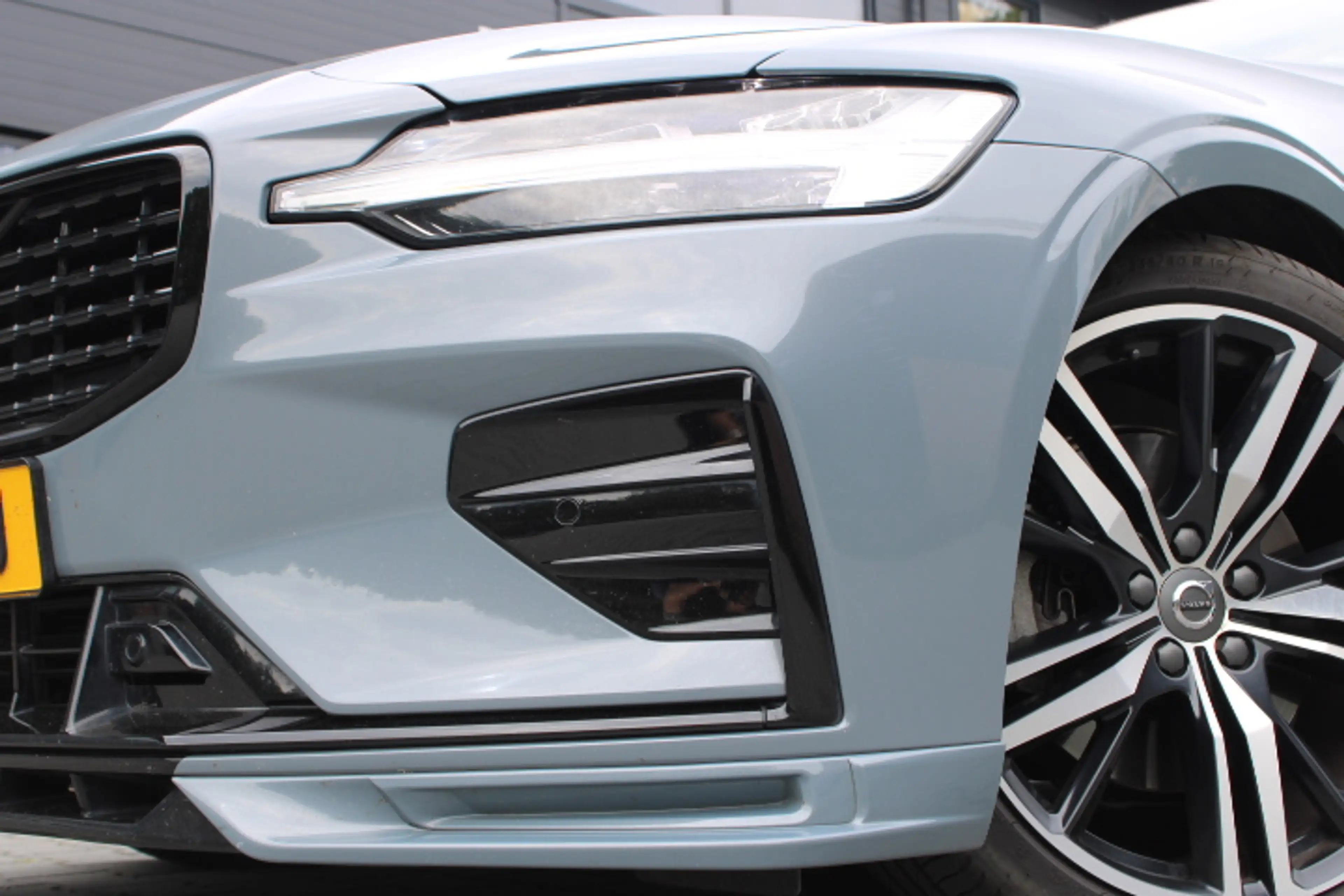 Volvo S60 2.0 B3 R-Design - Panoramadak - 19 Inch - Harman K — photo 7