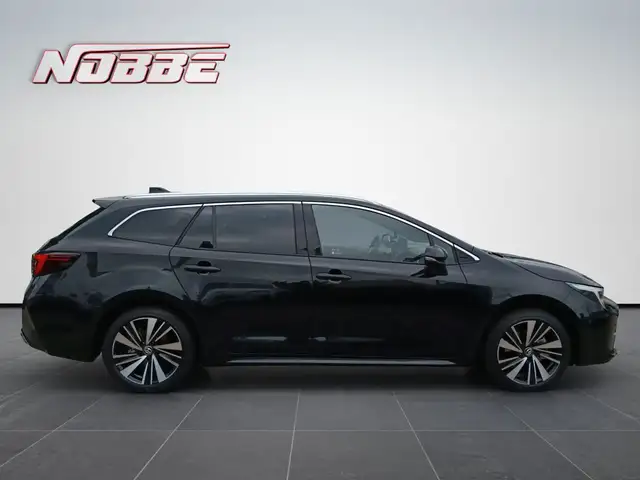 Toyota Corolla view 6