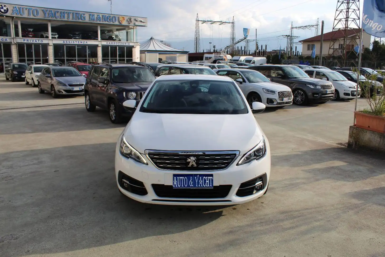 Peugeot 308 BlueHDi 130 EAT8 S&S Business Blanc - 2
