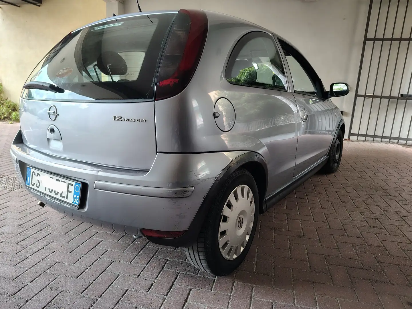 Opel Corsa 3p 1.2 Enjoy s/clima ok neopatentati - 1