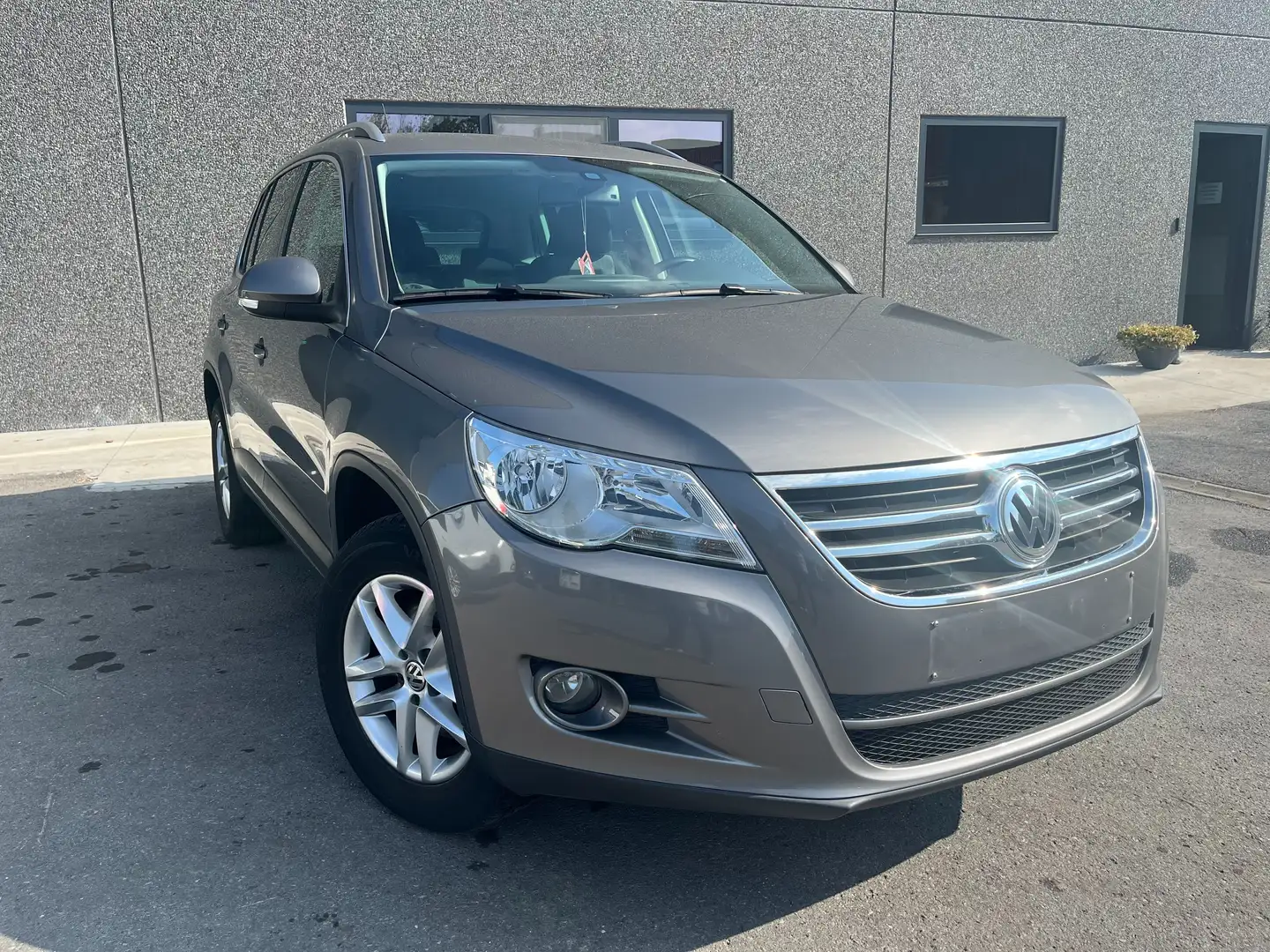 Volkswagen Tiguan Tiguan 1.4 TSI 4Motion * Trekh * Camera * Airco * Gris - 1