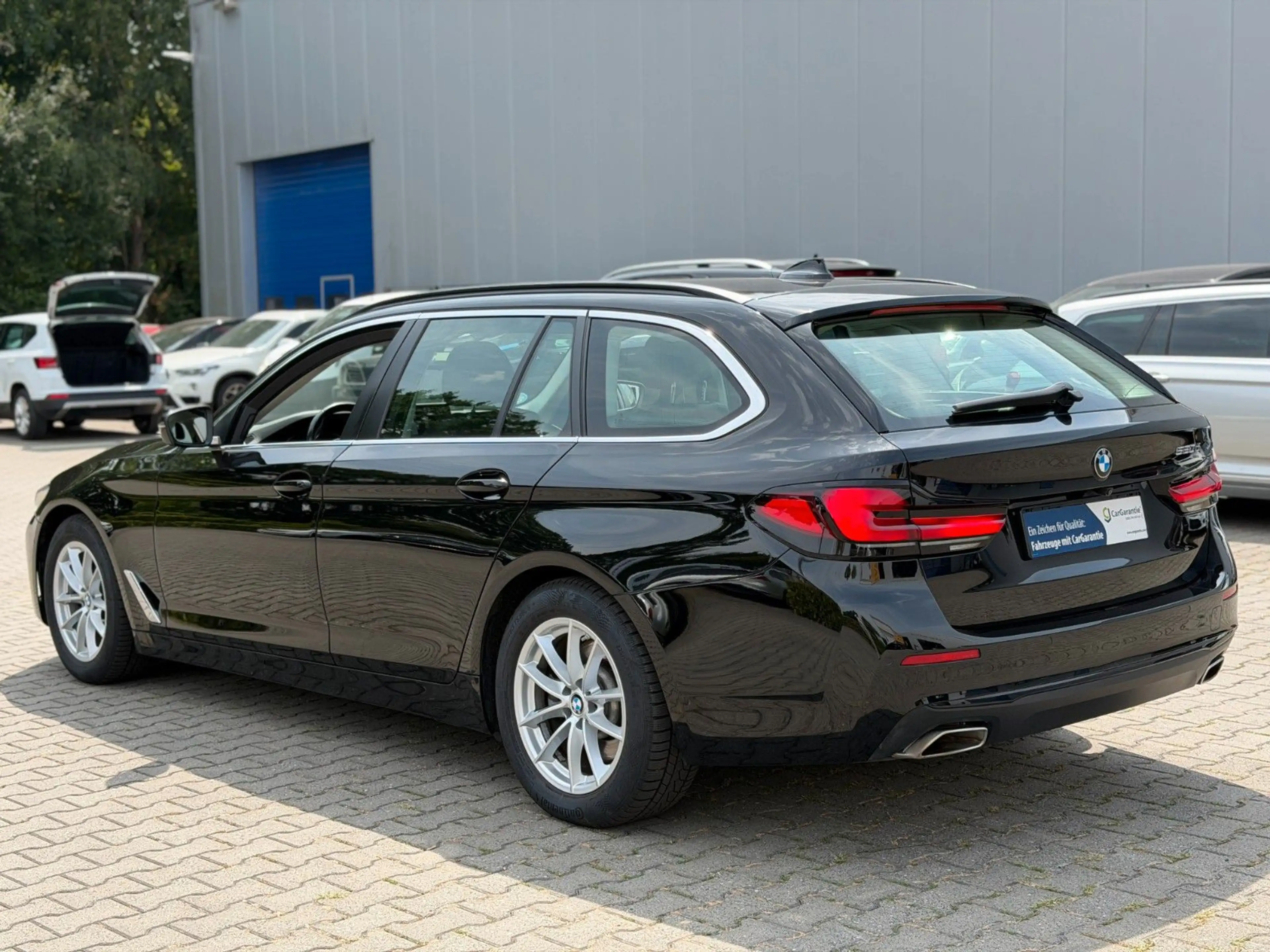 BMW 520 Touring 1.Hand Garantie* Kamera* LED* — photo 12