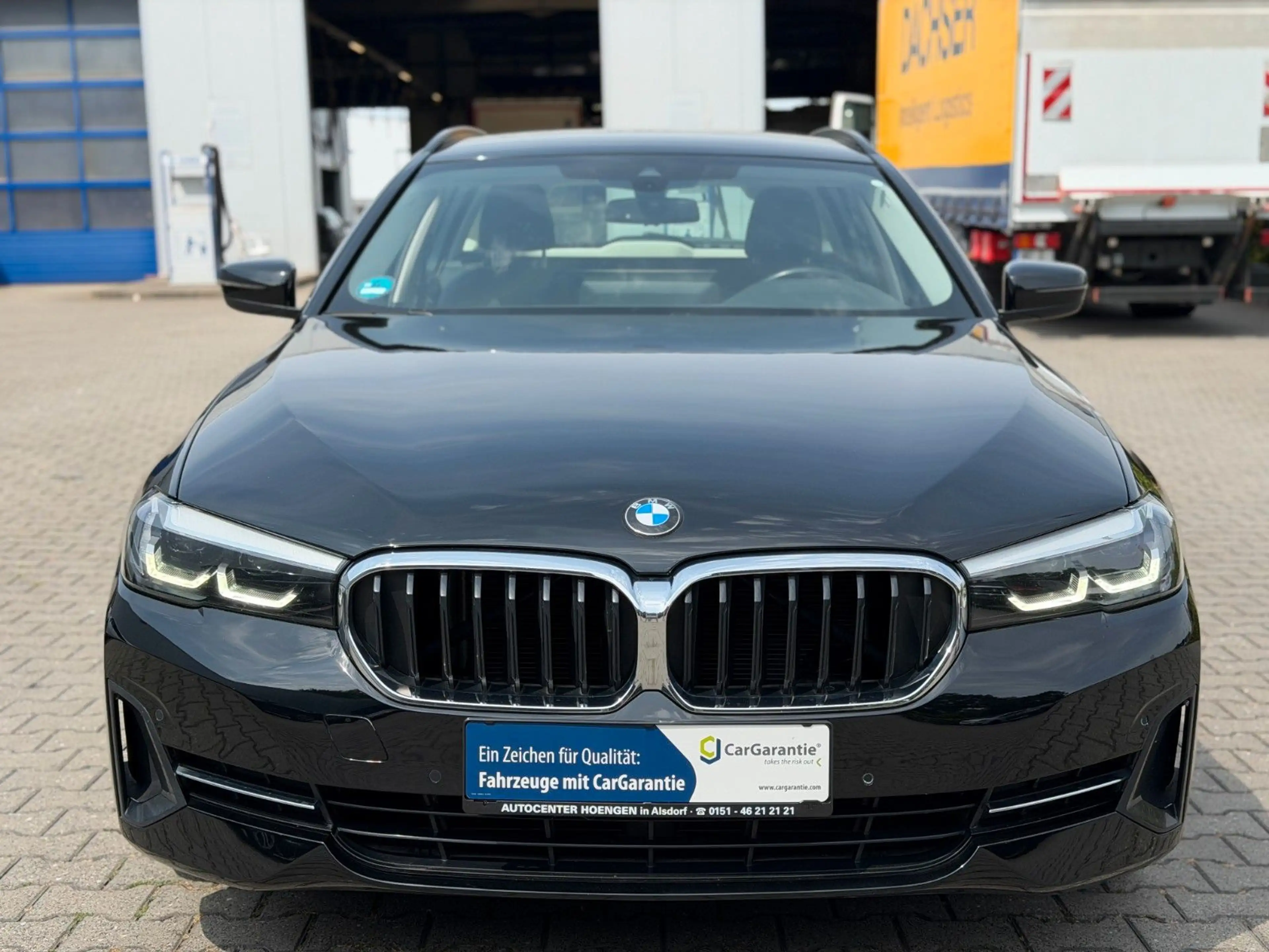 BMW 520 Touring 1.Hand Garantie* Kamera* LED* — photo 5