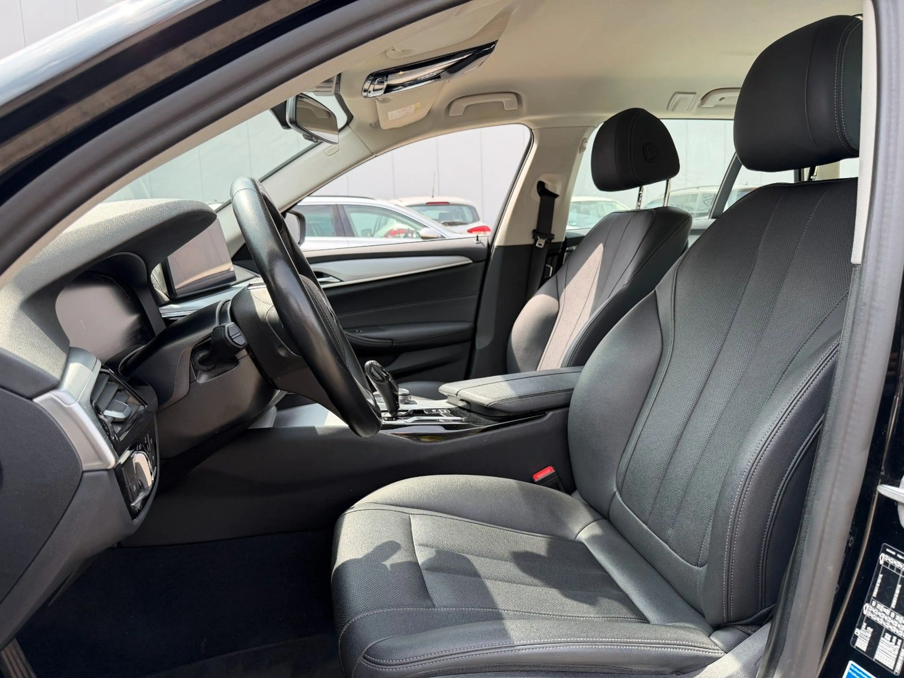 BMW 520 Touring 1.Hand Garantie* Kamera* LED* — photo 15