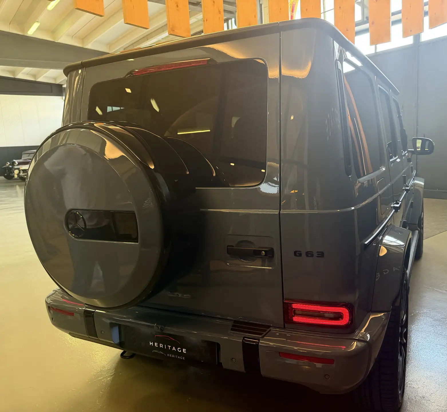 벤츠 G-Class 2024 실버 사진 8