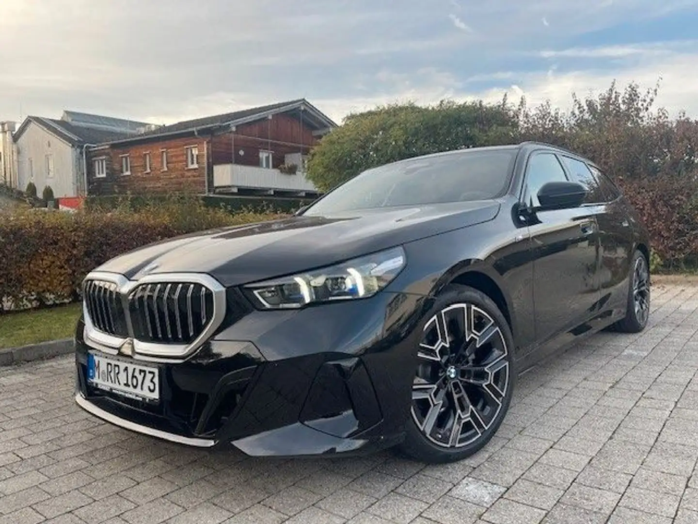 BMW 520 d Touring*LED*M Sport*H/K*SHZ Noir - 1