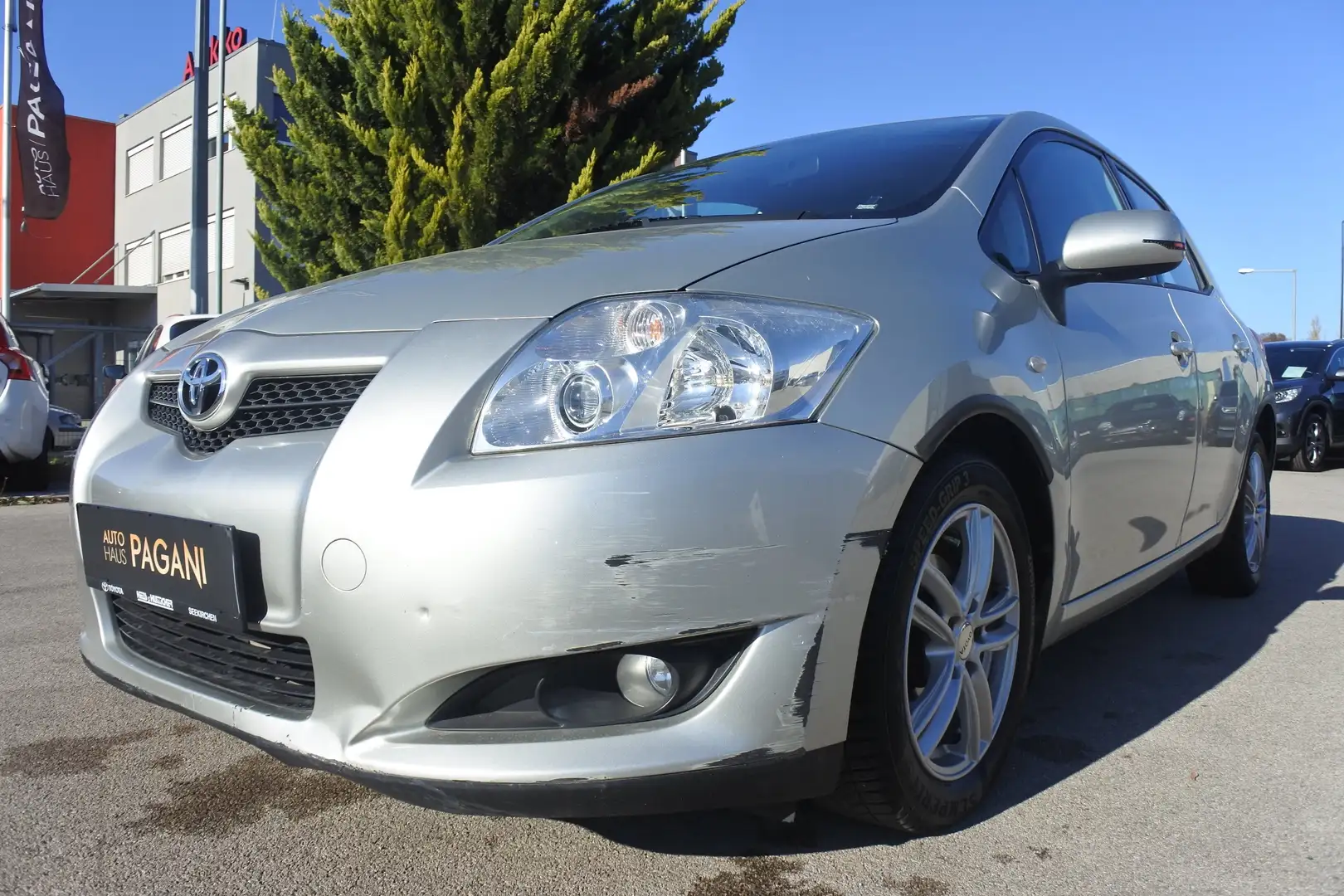 Toyota Auris Auris 1,4 D-4D 90 High MMT High - 1