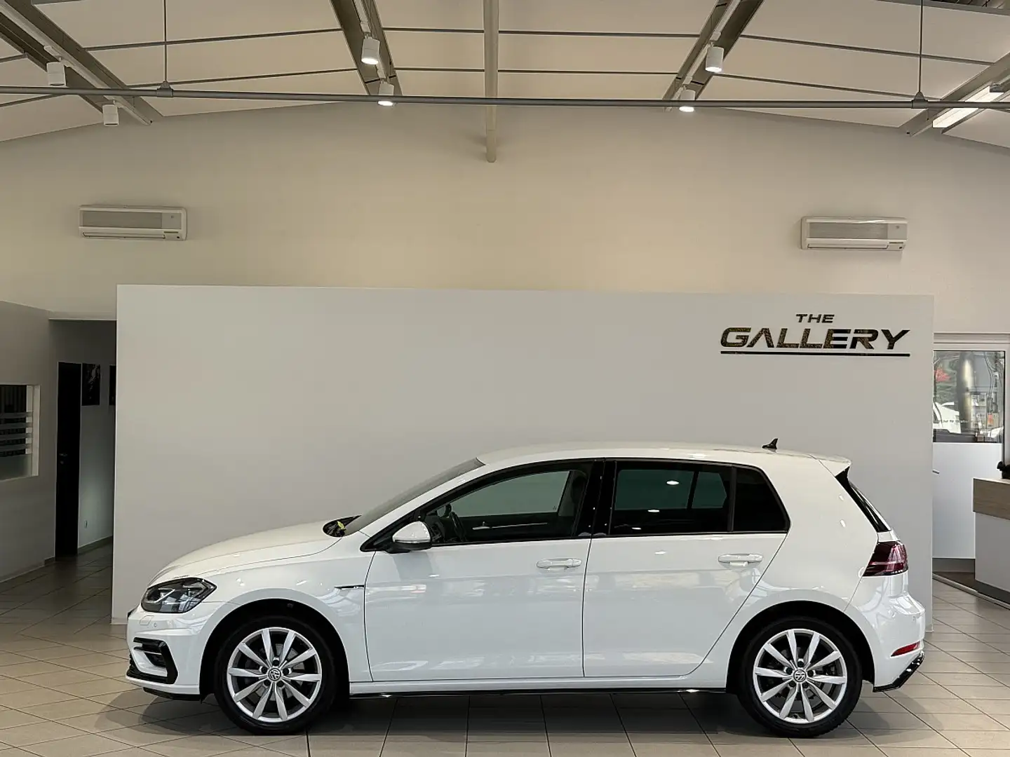 Volkswagen Golf Highline 1,5 TSI DSG*R-Line*ACC*PDC* Blanc - 1