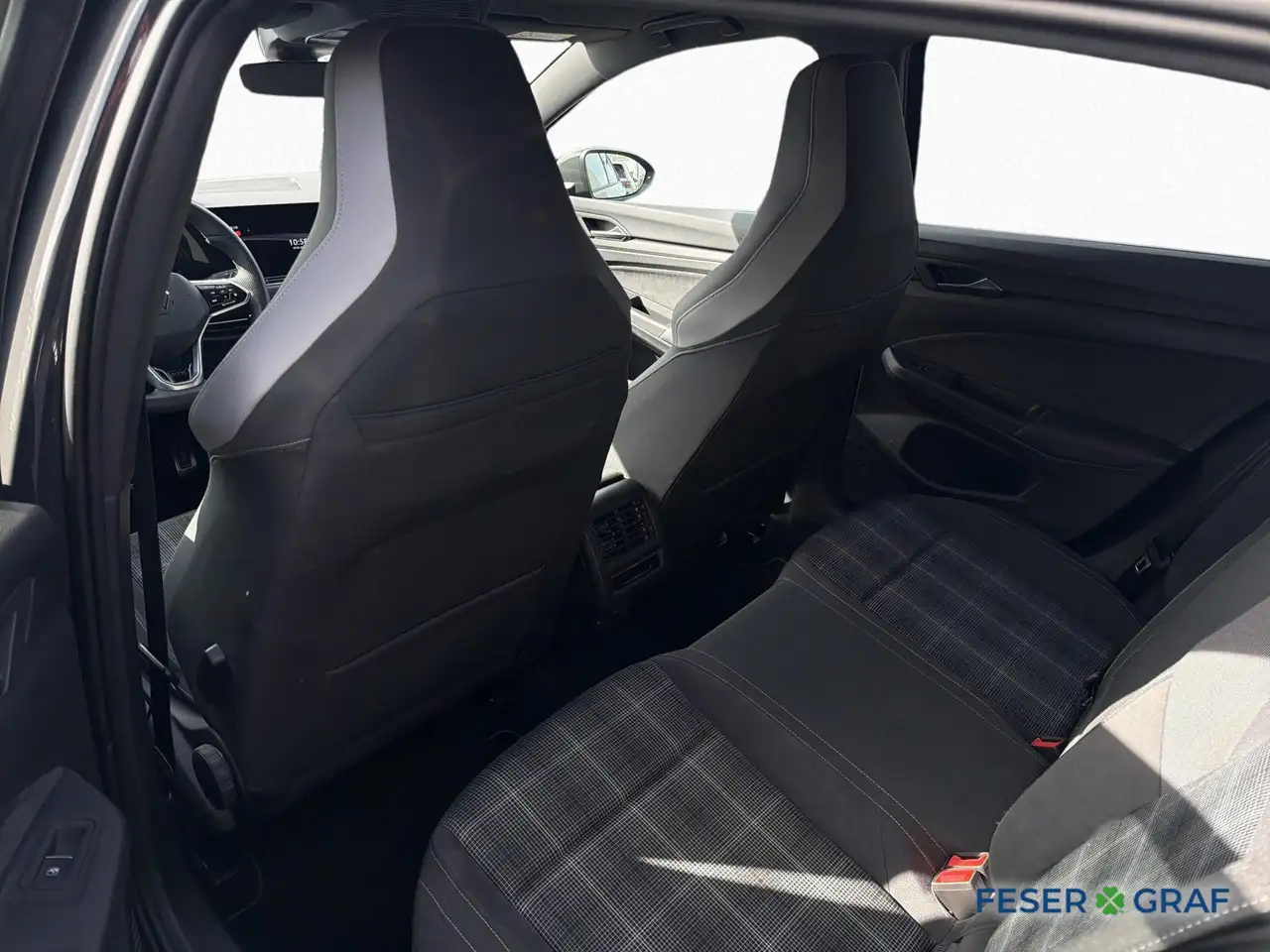 Volkswagen Golf VIII GTD 2.0 TDI DSG IQ LIGHT APP SHZ PDC, миниатюра 11