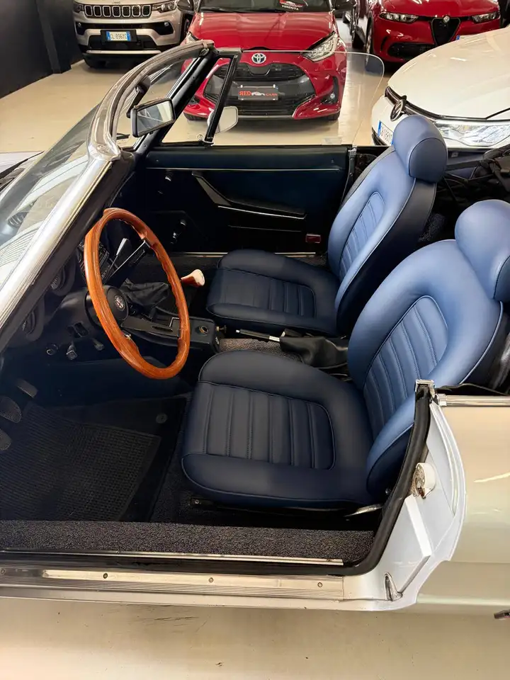 Alfa Romeo Spider 2.0, foto 6
