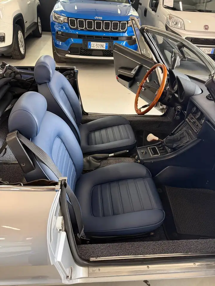 Alfa Romeo Spider 2.0, foto 10
