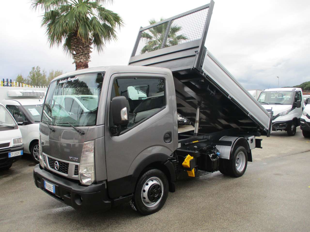 Nissan Cabstar NT 400 3000 150CV EURO 6 RIBALTABILE TRILATERALE