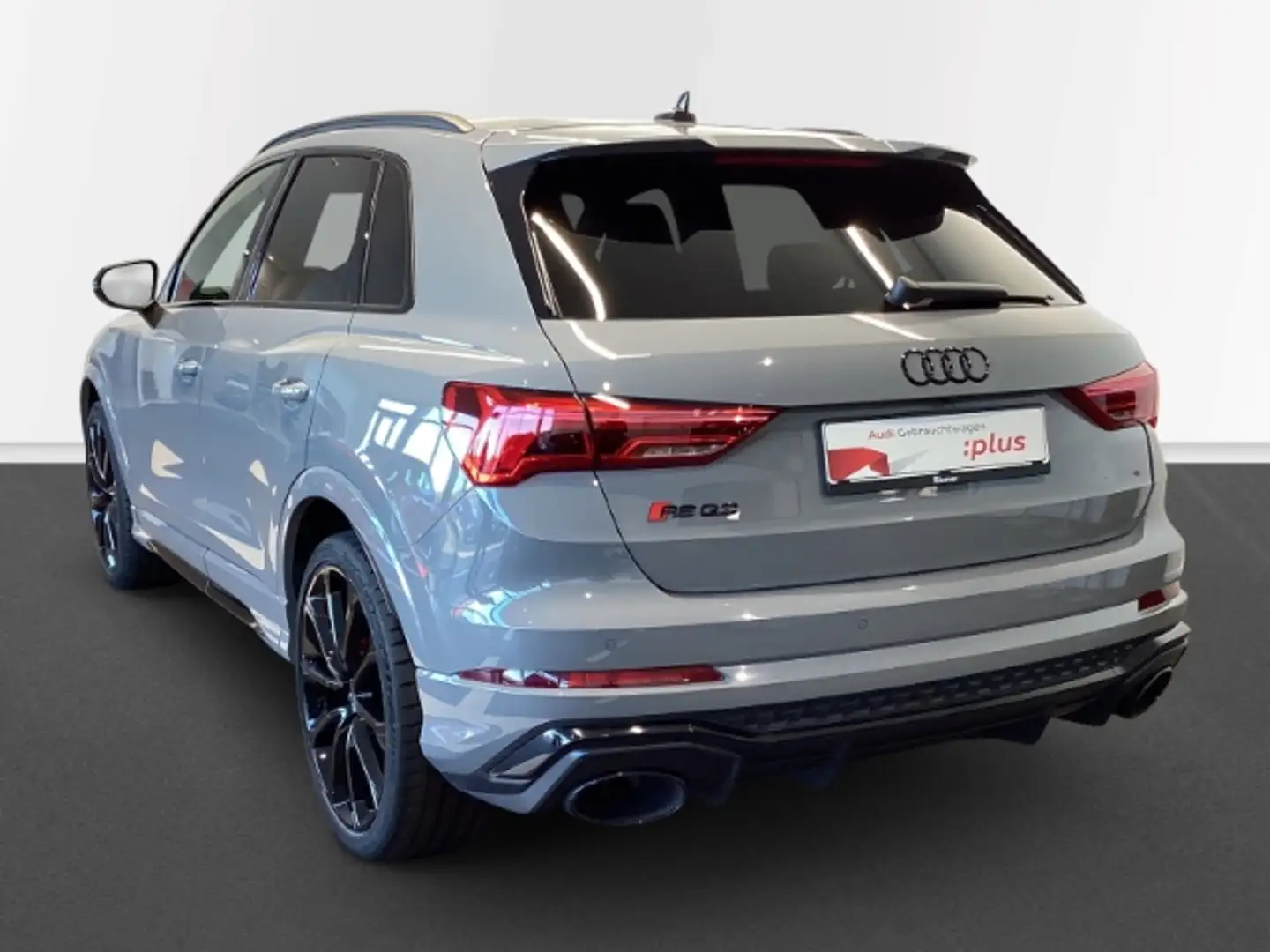 Audi RS Q3 2.5 TFSI quattro 280km/h*Matrix-LED*Pano*360 Kamer Grau - 2