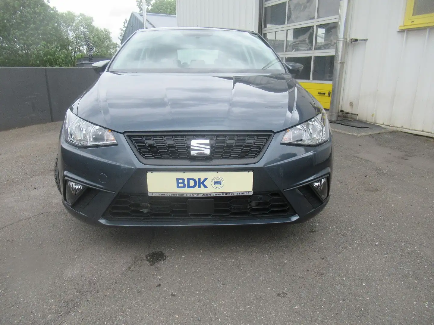 SEAT Ibiza Style DSG KAMERA PDC AHZG TEMPOMAT DAB+ Gris - 2
