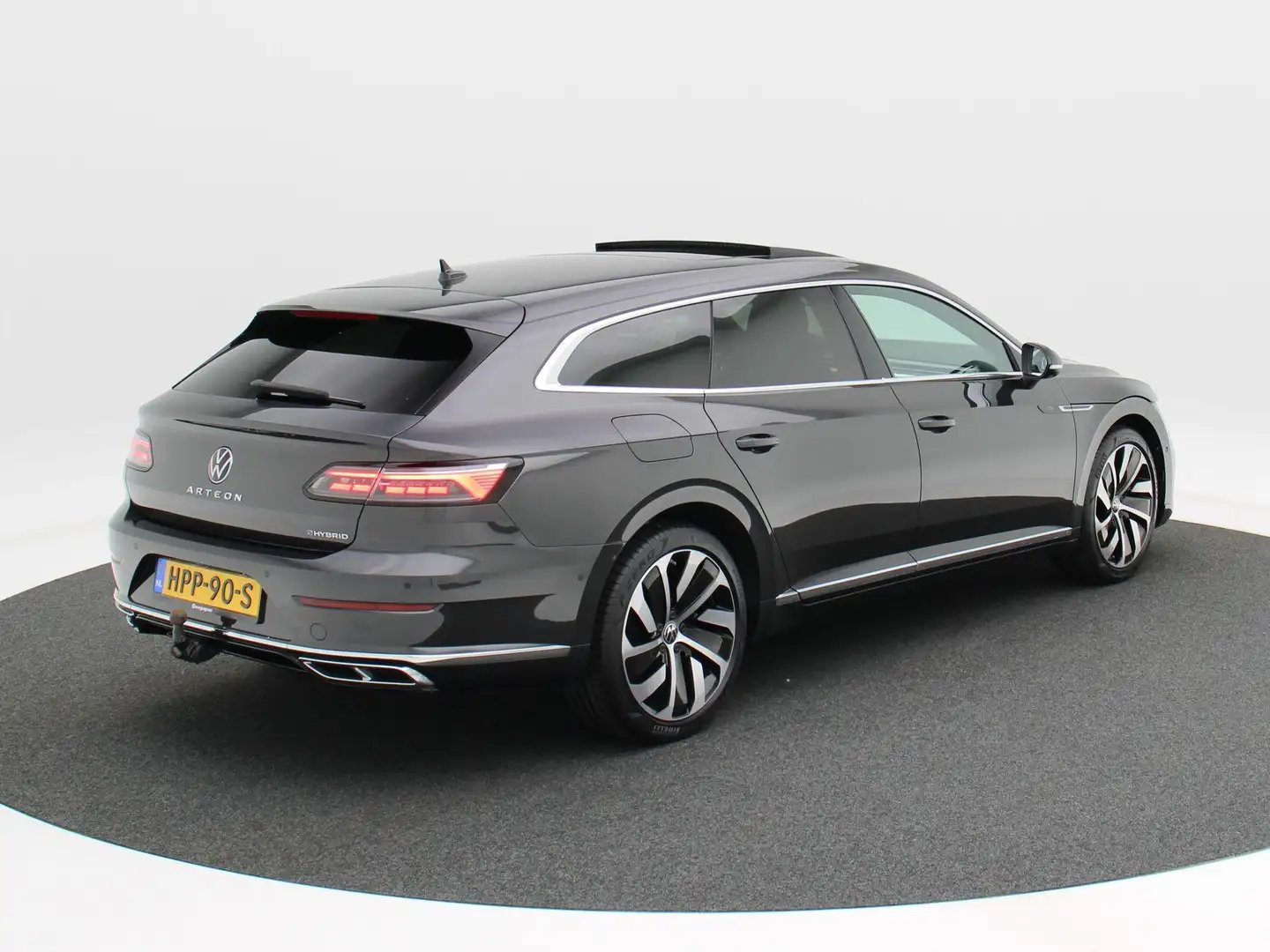 Volkswagen Arteon Shooting Brake 1.4 TSi 218 Pk Automaat eHybrid R-L Grijs - 2