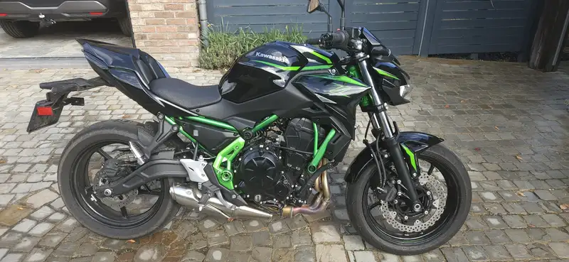 Kawasaki Z 650 - foto 2