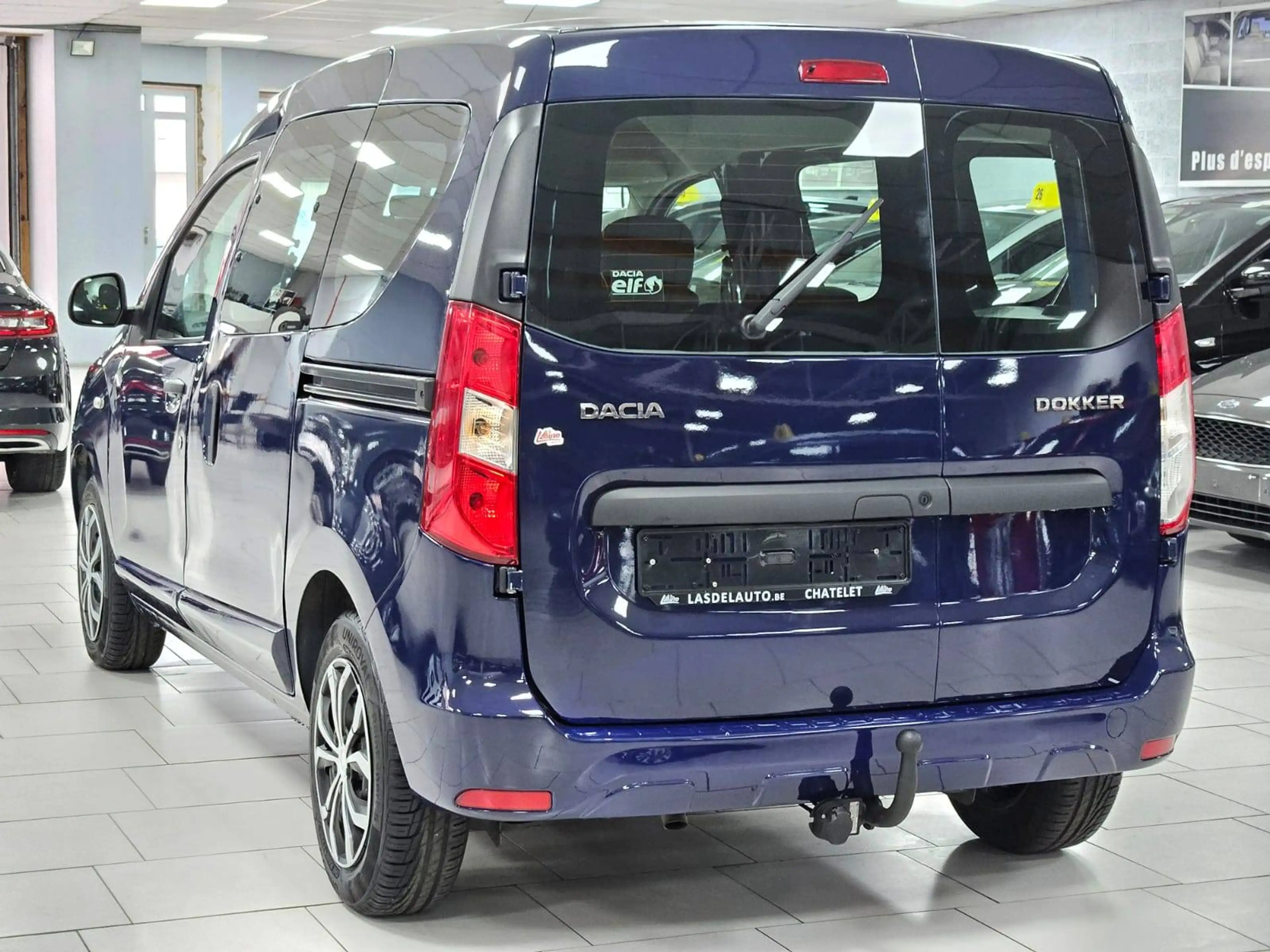 Dacia Dokker 1.5 dCi Attache Remorque 5 Places Radio Usb Aux 12 Mois De Garanti — photo 4