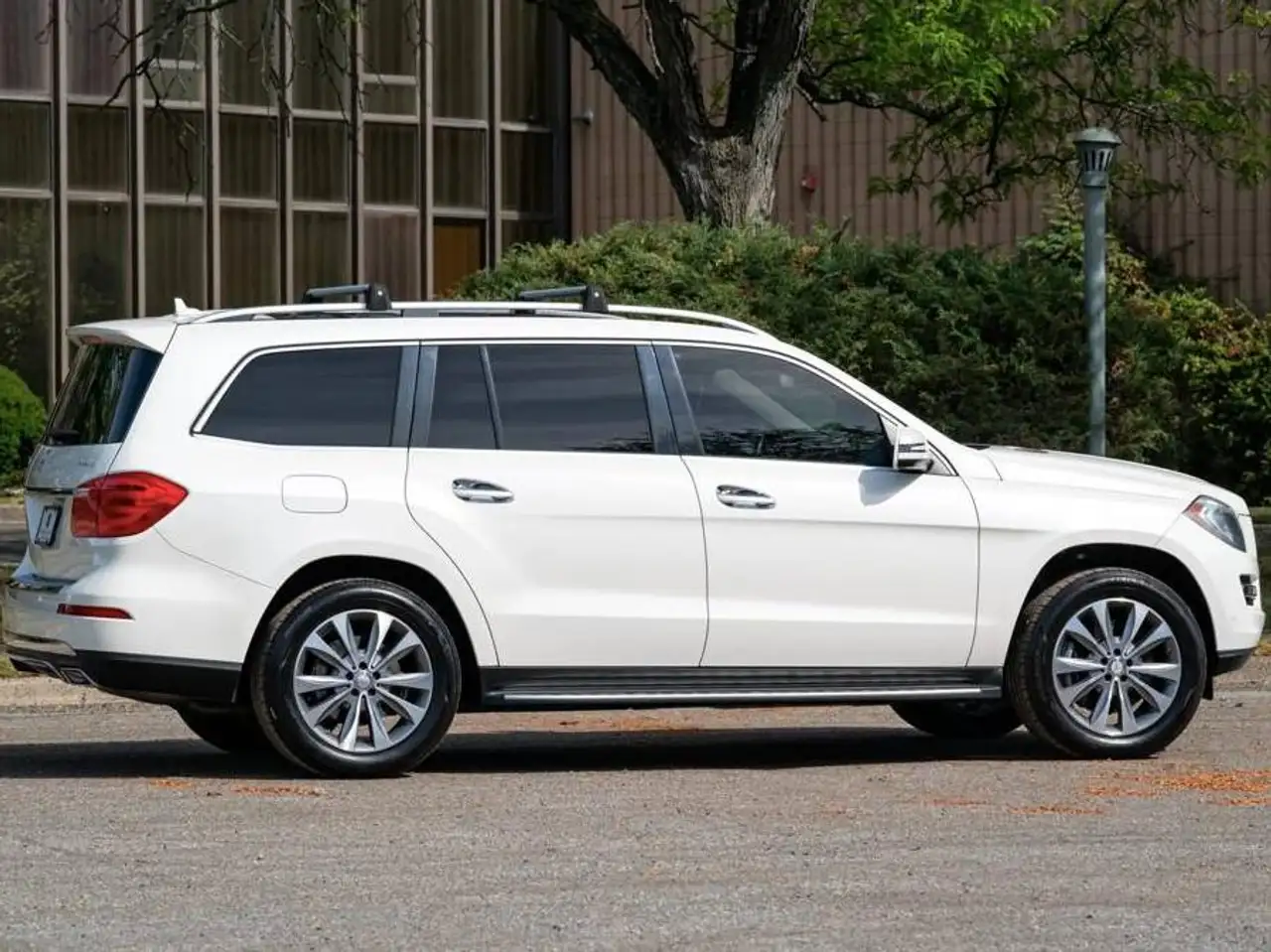 Mercedes-Benz GL-Class снимка Mercedes-Benz GL-Class
