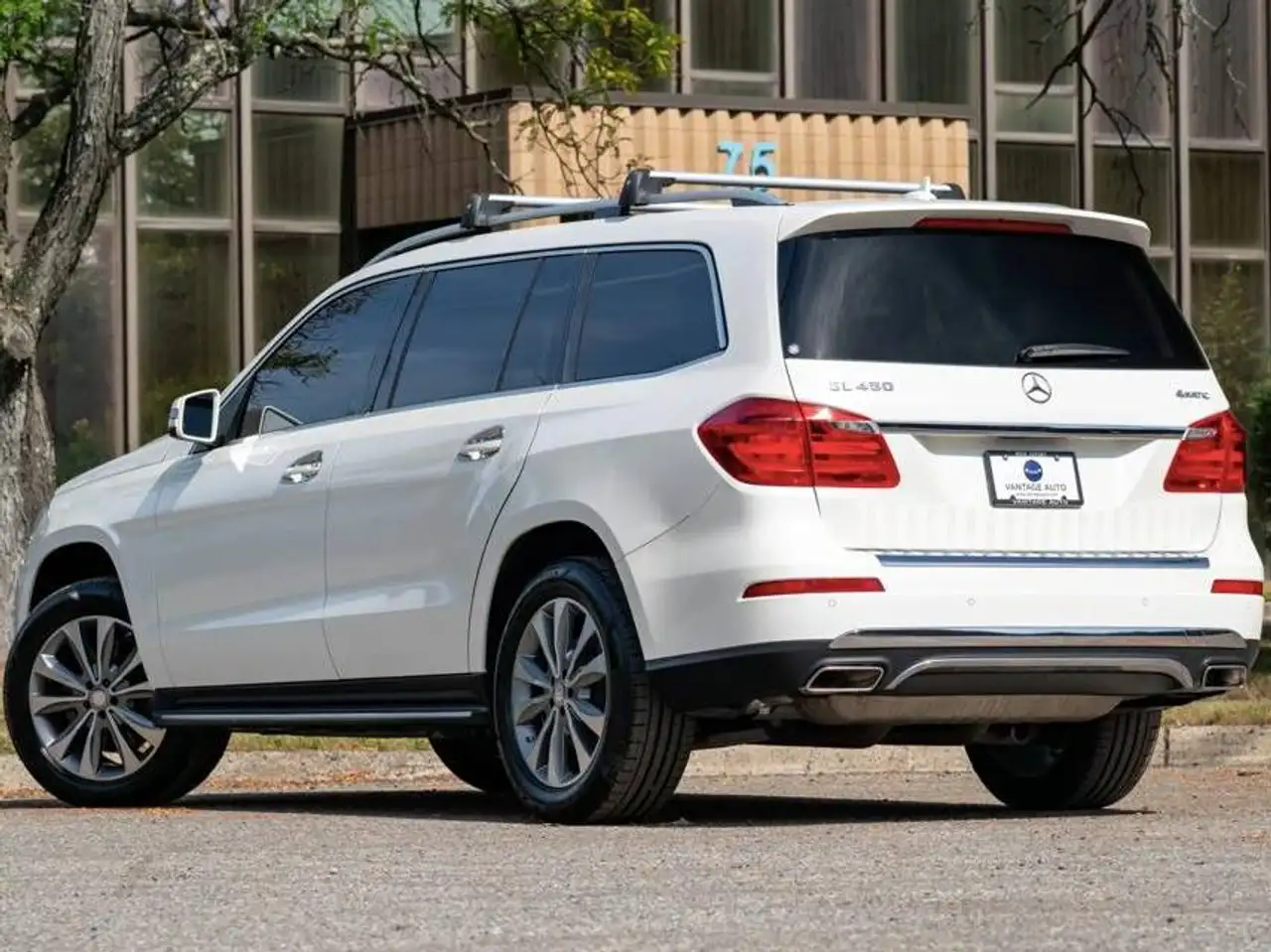 Mercedes-Benz GL-Class снимка Mercedes-Benz GL-Class