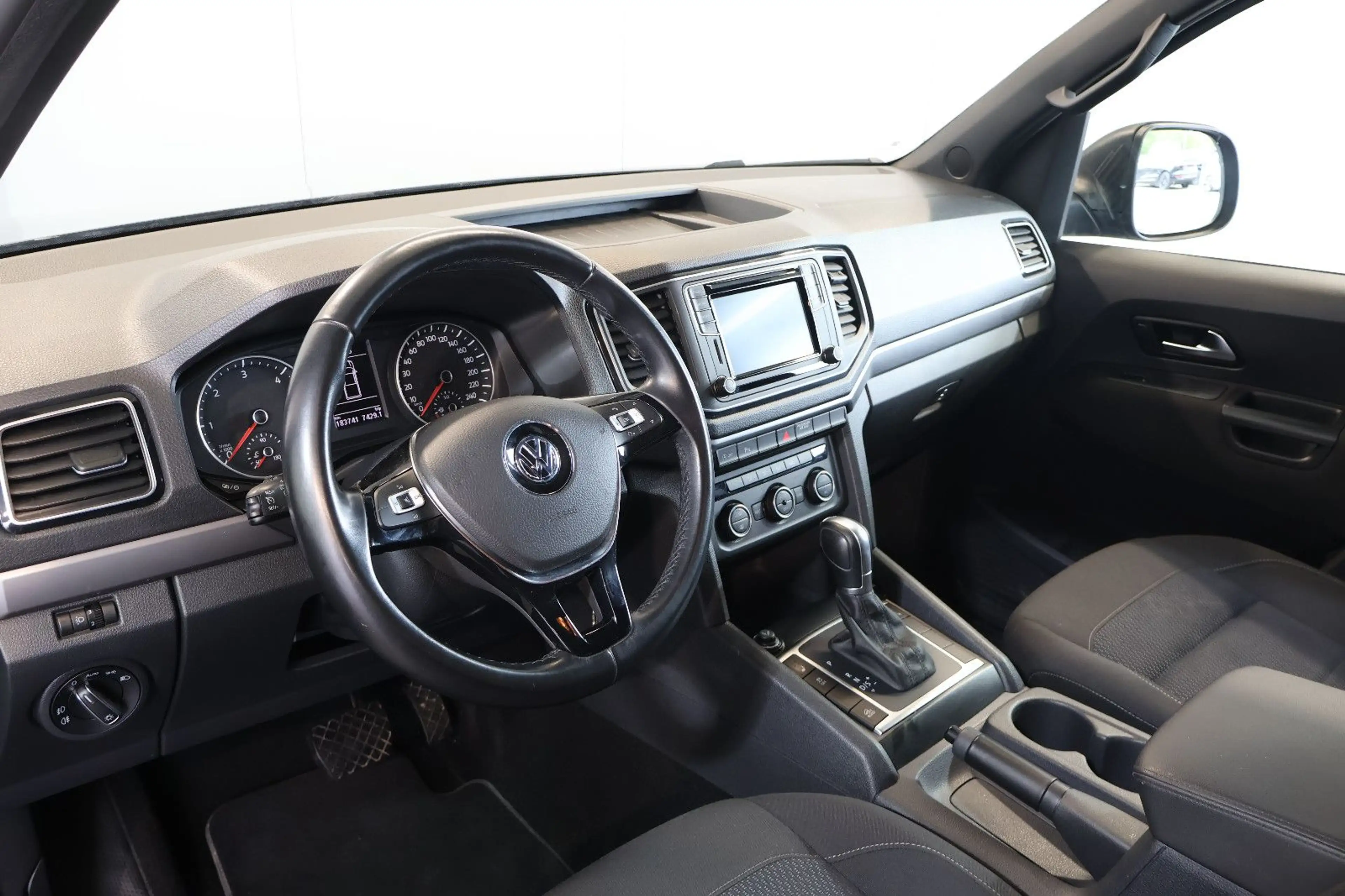Volkswagen Amarok Dark Label DOKA 3.0 TDI 4M XEN+PDC+AHK — photo 10