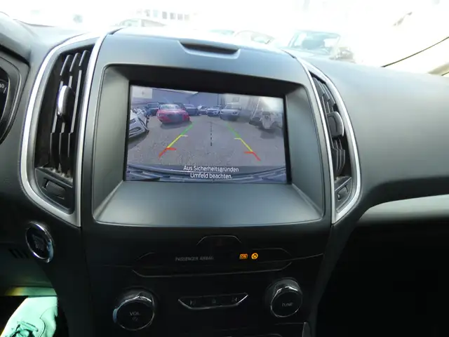 Ford S-Max view 14