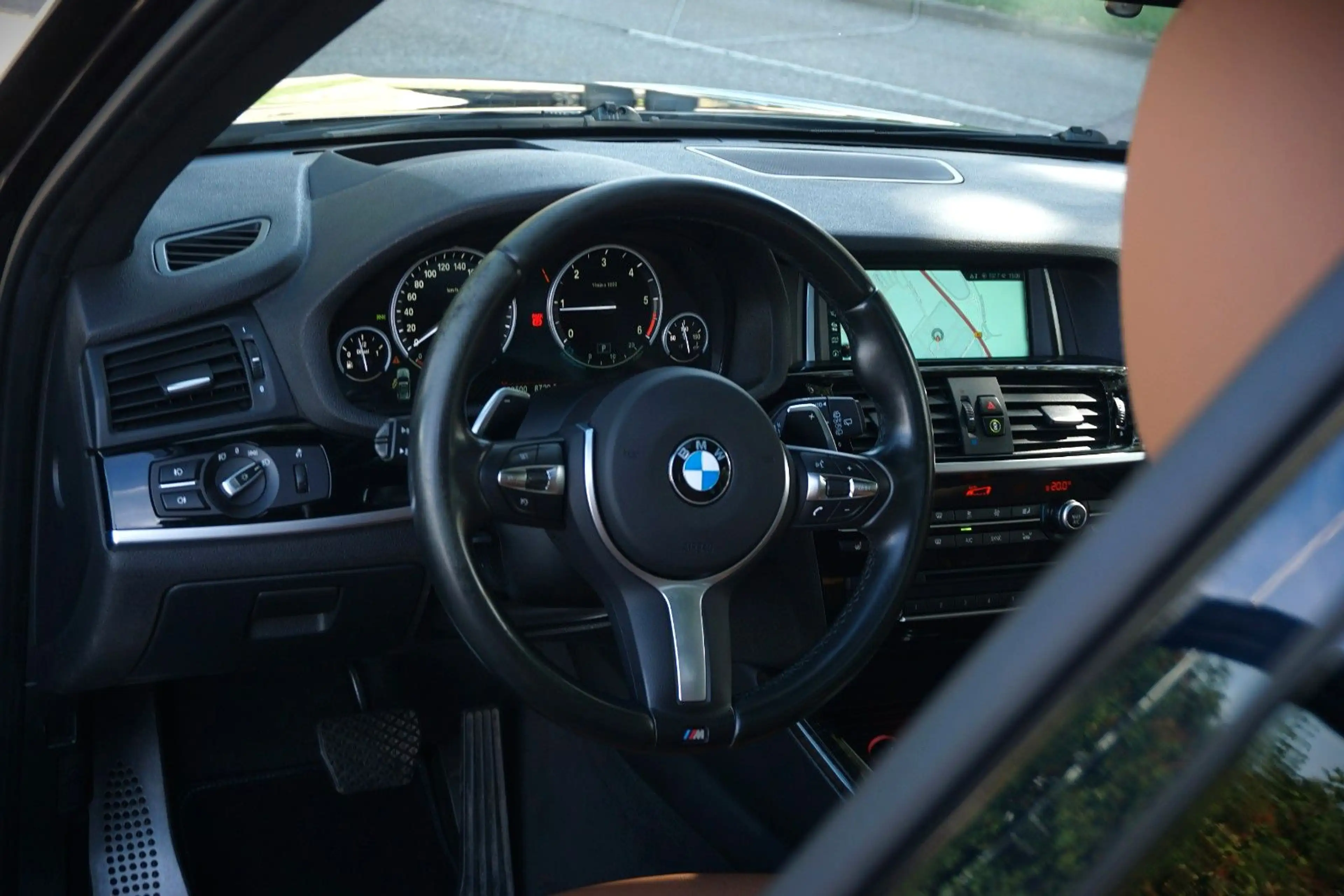 BMW X3 xDrive 20 d M Sport / AHK / HUD / Pano./ LED — photo 8