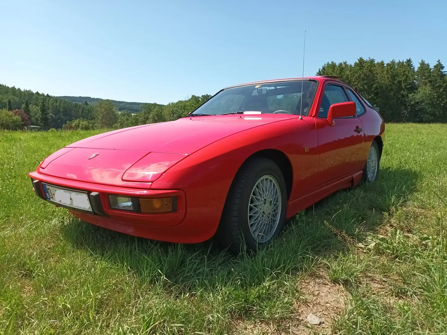 Porsche 924 Targa Rot - 2