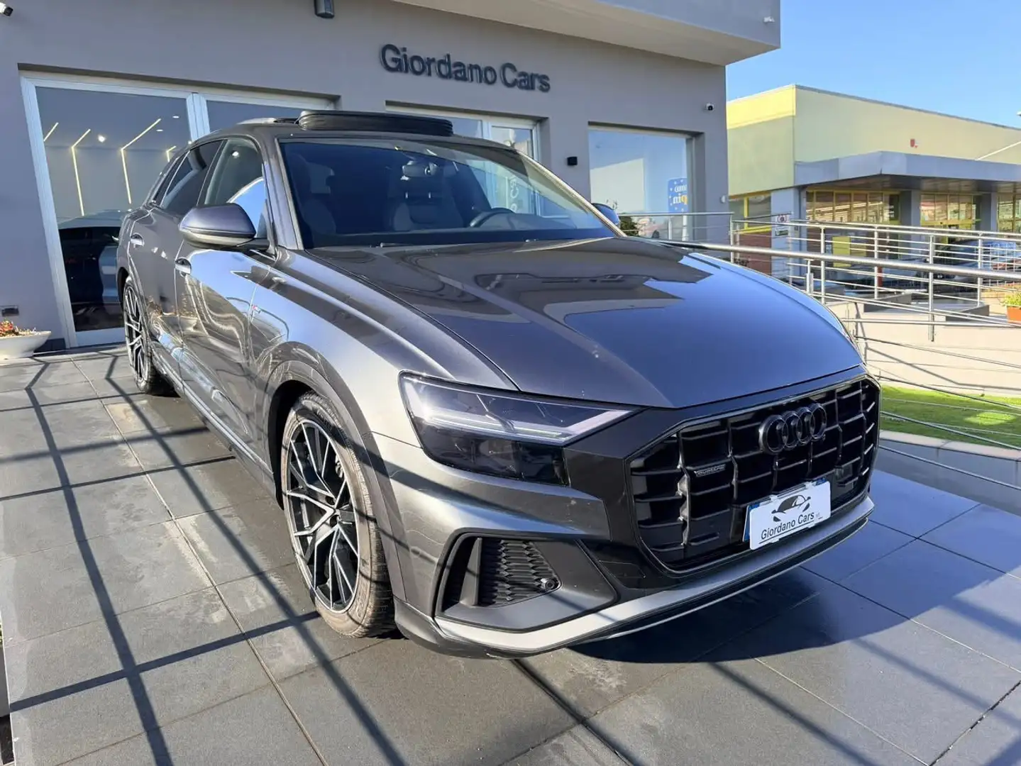 Audi Q8 45 3.0 tdi mhev S-Line  Plus quattro tiptronic Grigio - 1